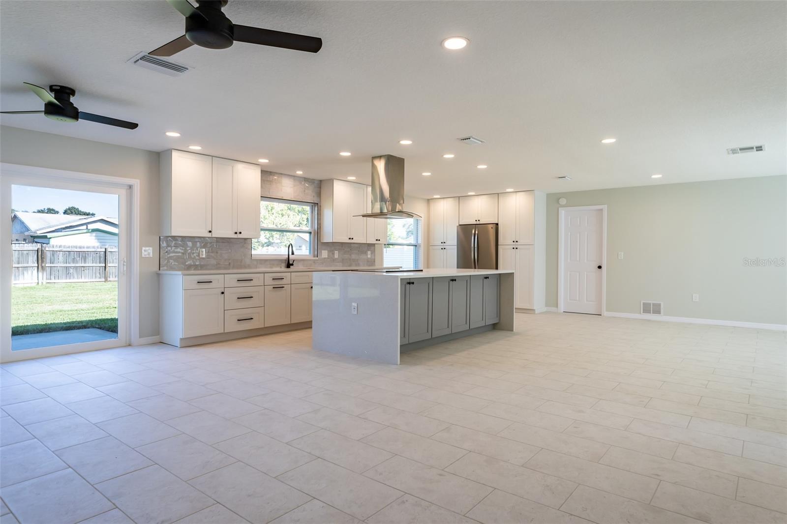 Image 21 of 36 For 5114 36th Avenue Drive W