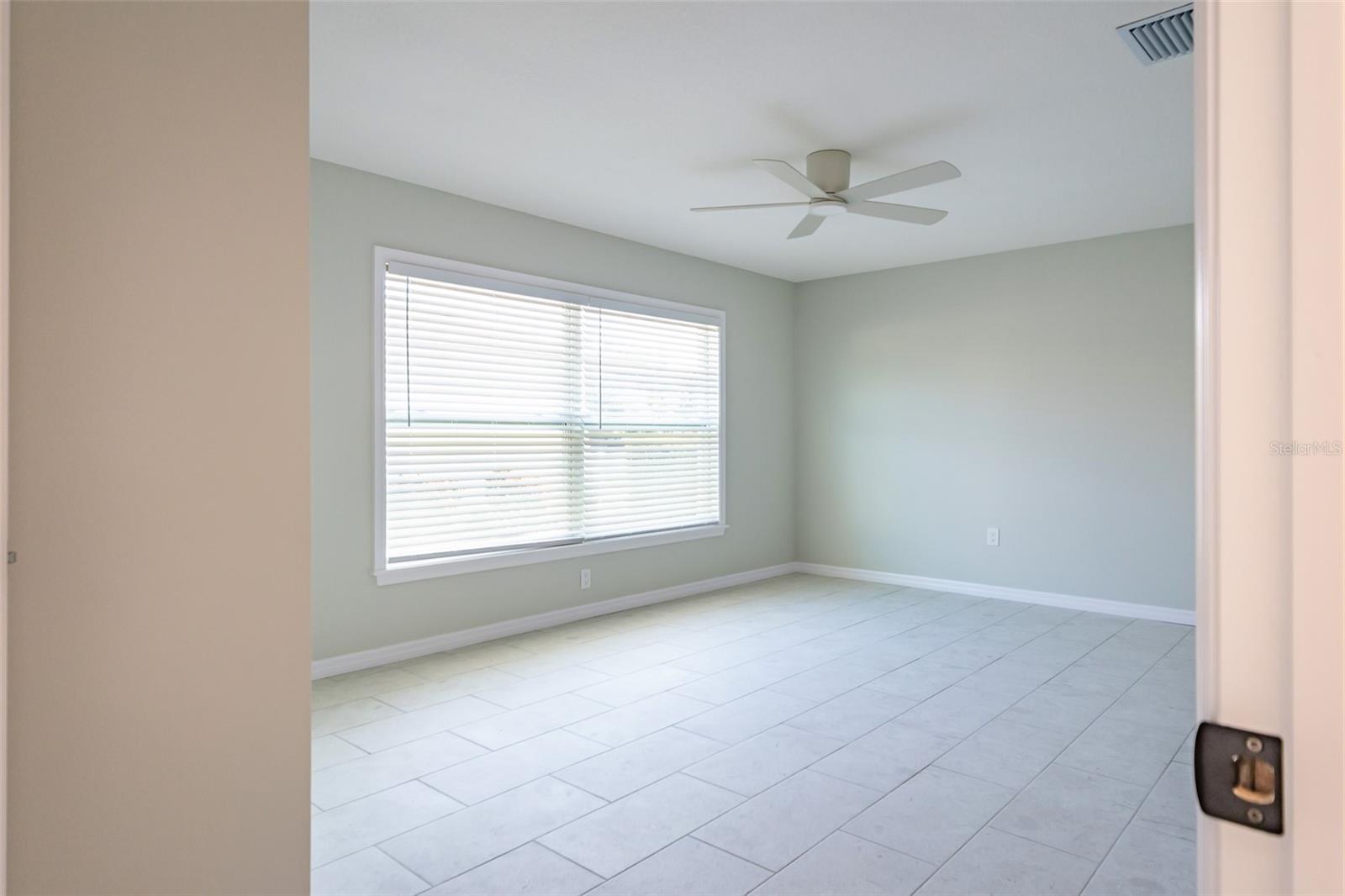 Image 27 of 36 For 5114 36th Avenue Drive W