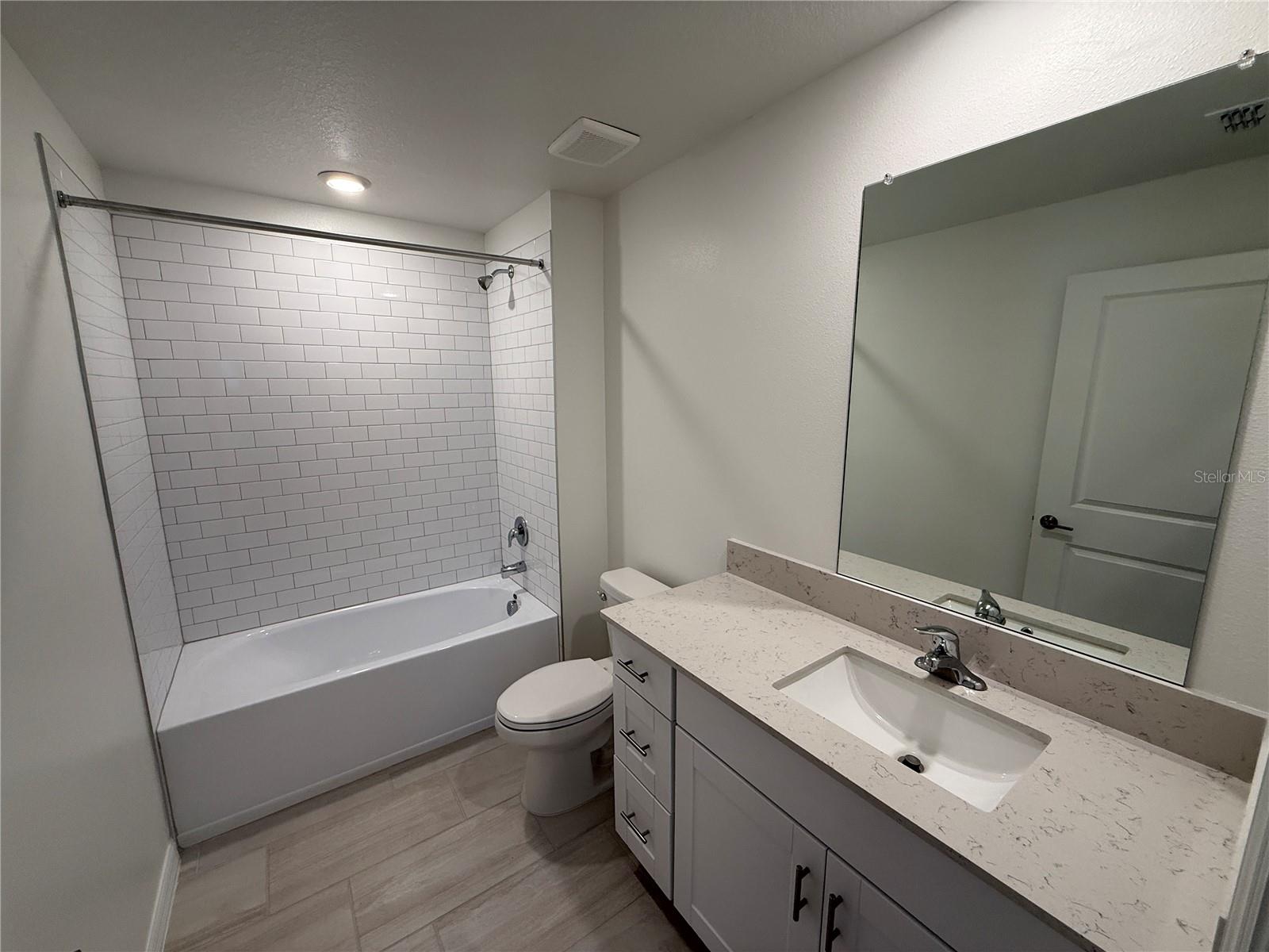 Image 18 of 39 For 12434 Radiant Crystal Rose Place