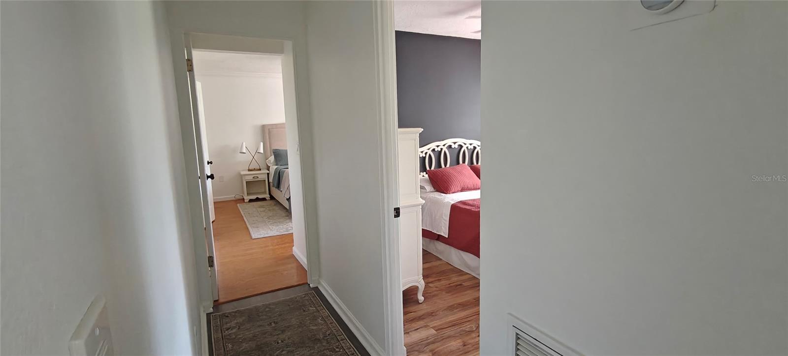 Image 18 of 33 For 1016 Rhodes Avenue