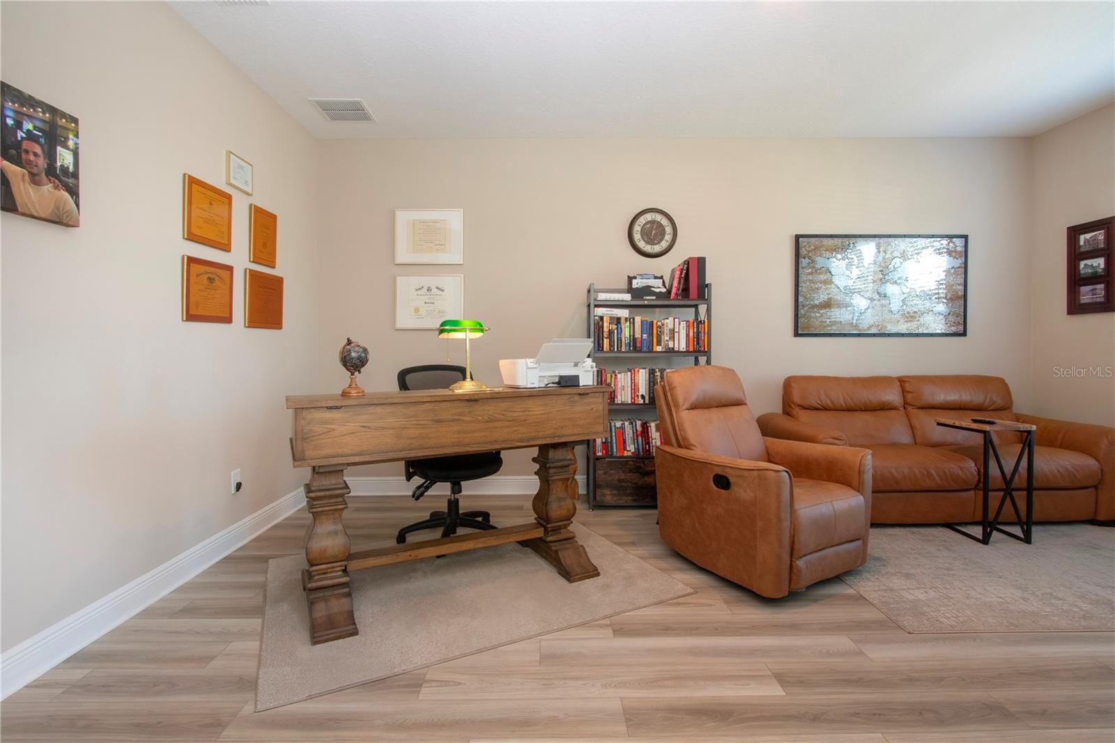 Image 12 of 78 For 16714 Savory Mist Circle