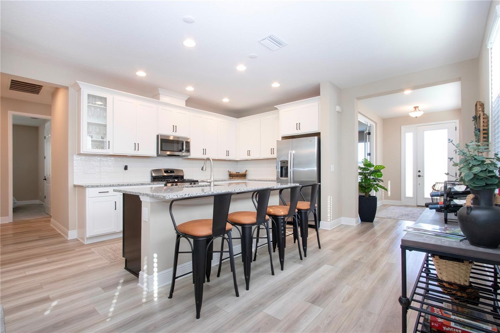 Image 23 of 78 For 16714 Savory Mist Circle