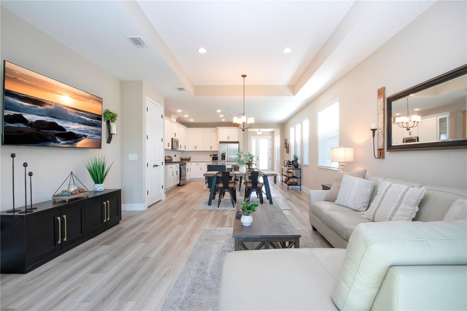 Image 31 of 78 For 16714 Savory Mist Circle