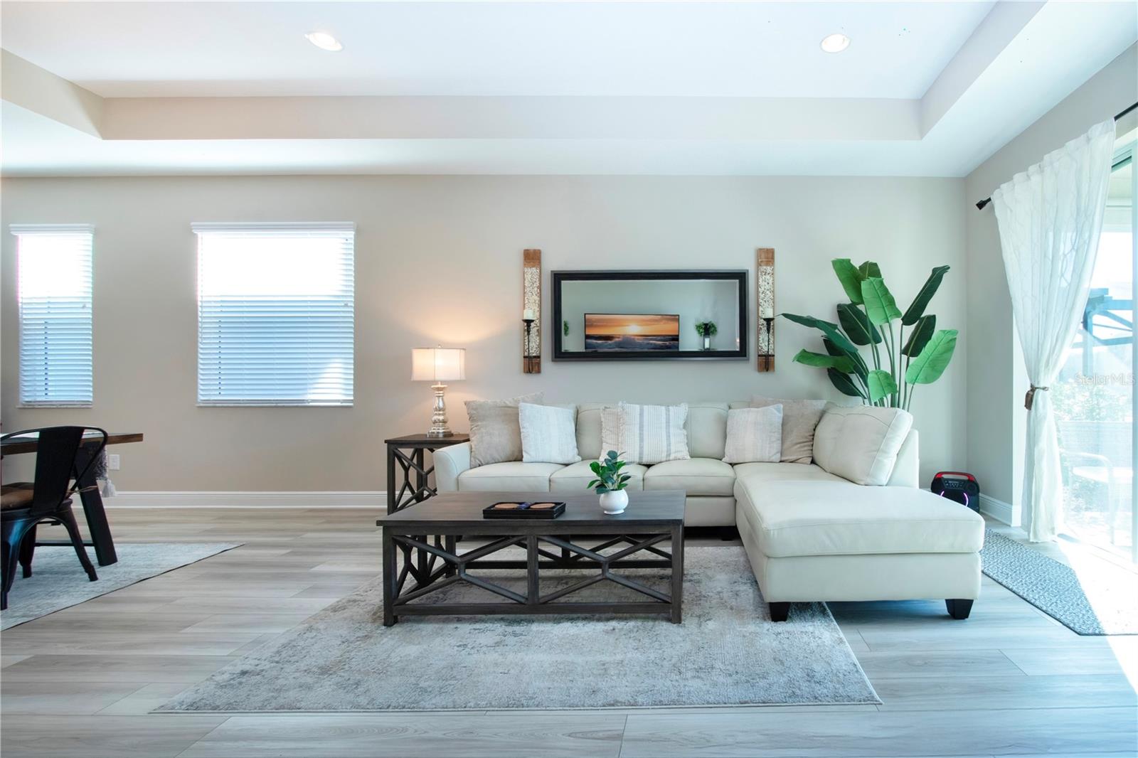 Image 33 of 78 For 16714 Savory Mist Circle