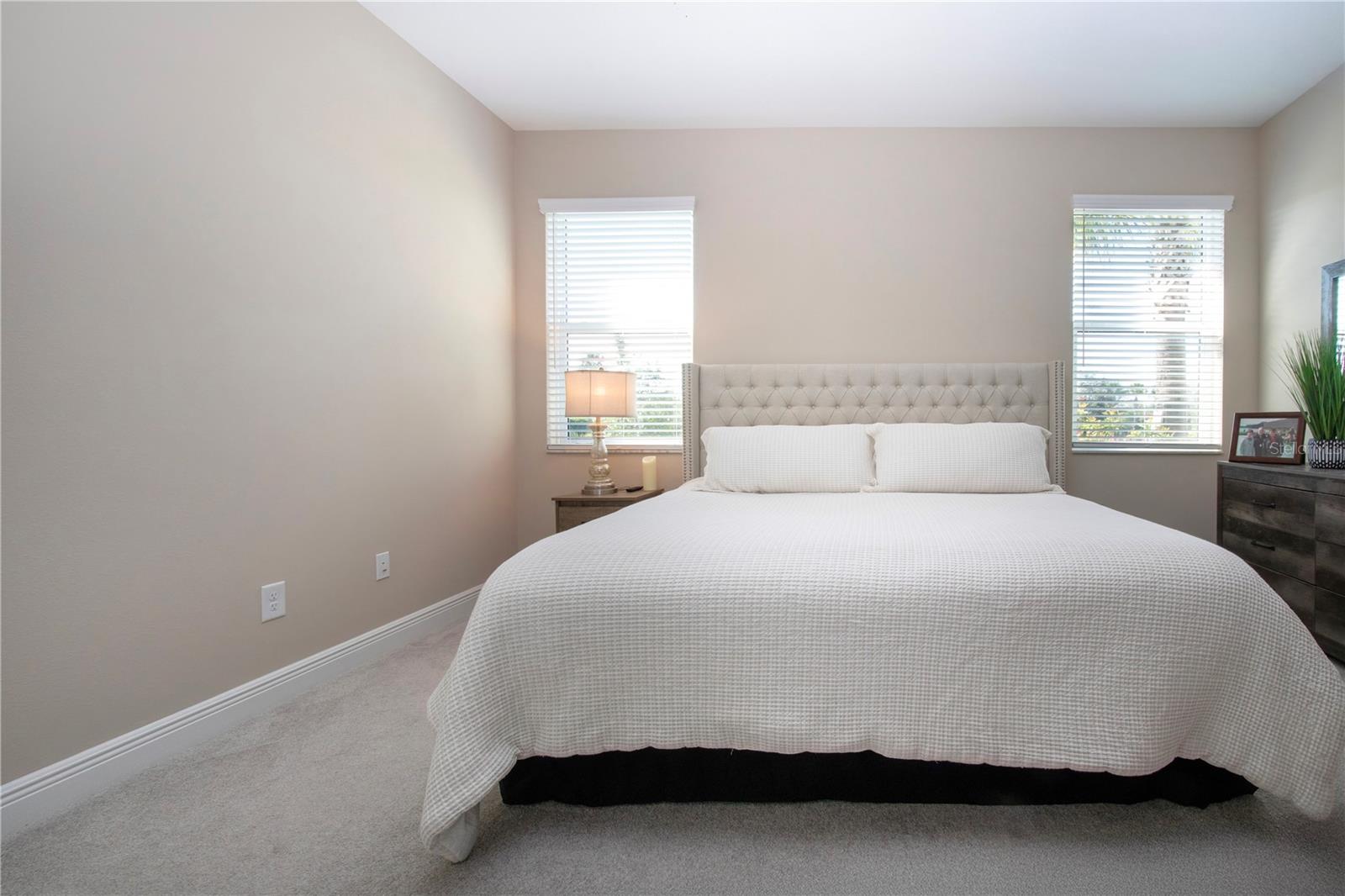 Image 36 of 78 For 16714 Savory Mist Circle