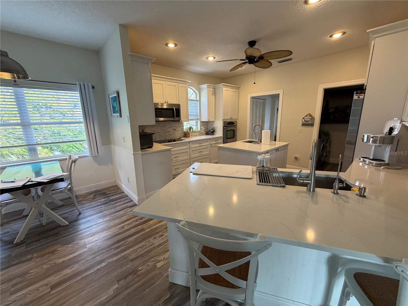 Listing photo id 9 for 508 83rd Street Nw