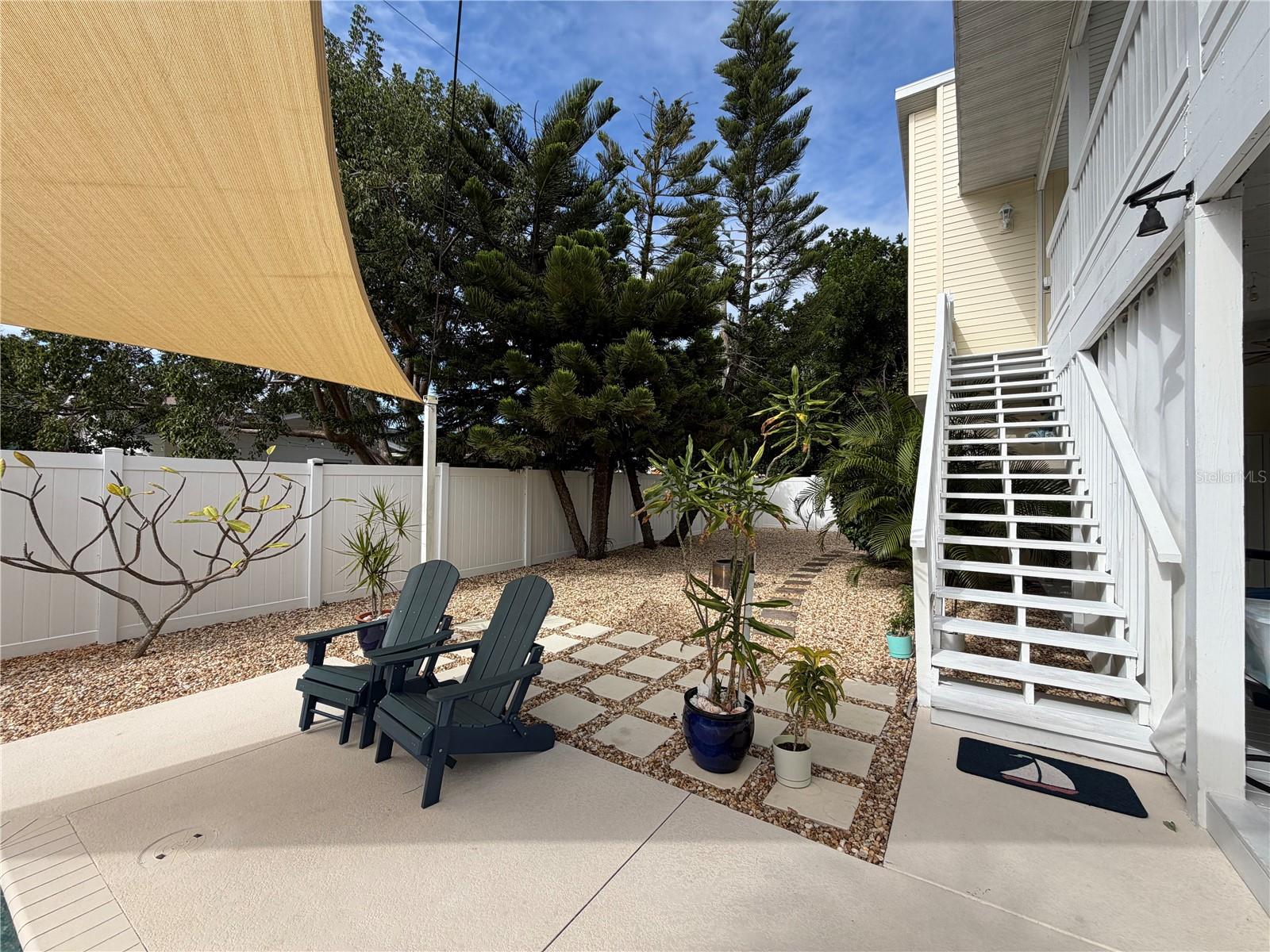 Listing photo id 25 for 508 83rd Street Nw