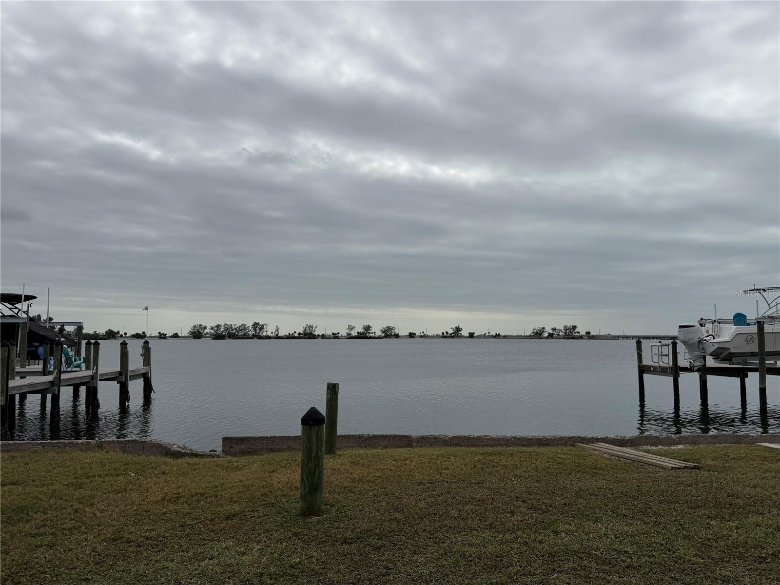 Listing photo id 40 for 508 83rd Street Nw