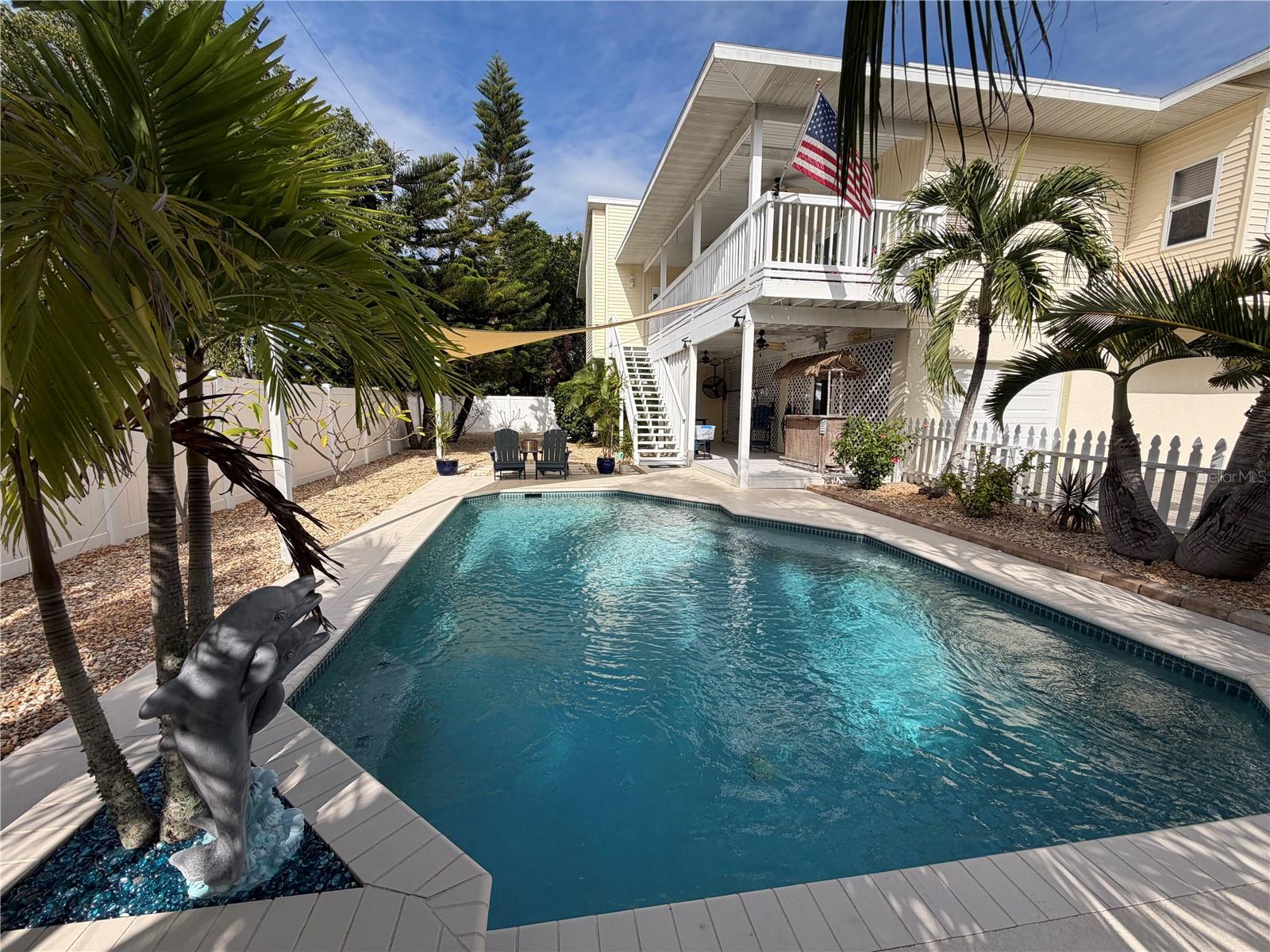 Listing photo id 4 for 508 83rd Street Nw