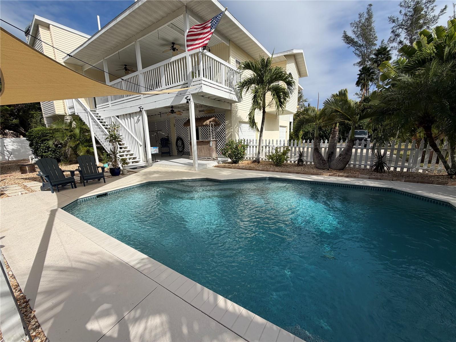 Listing photo id 5 for 508 83rd Street Nw