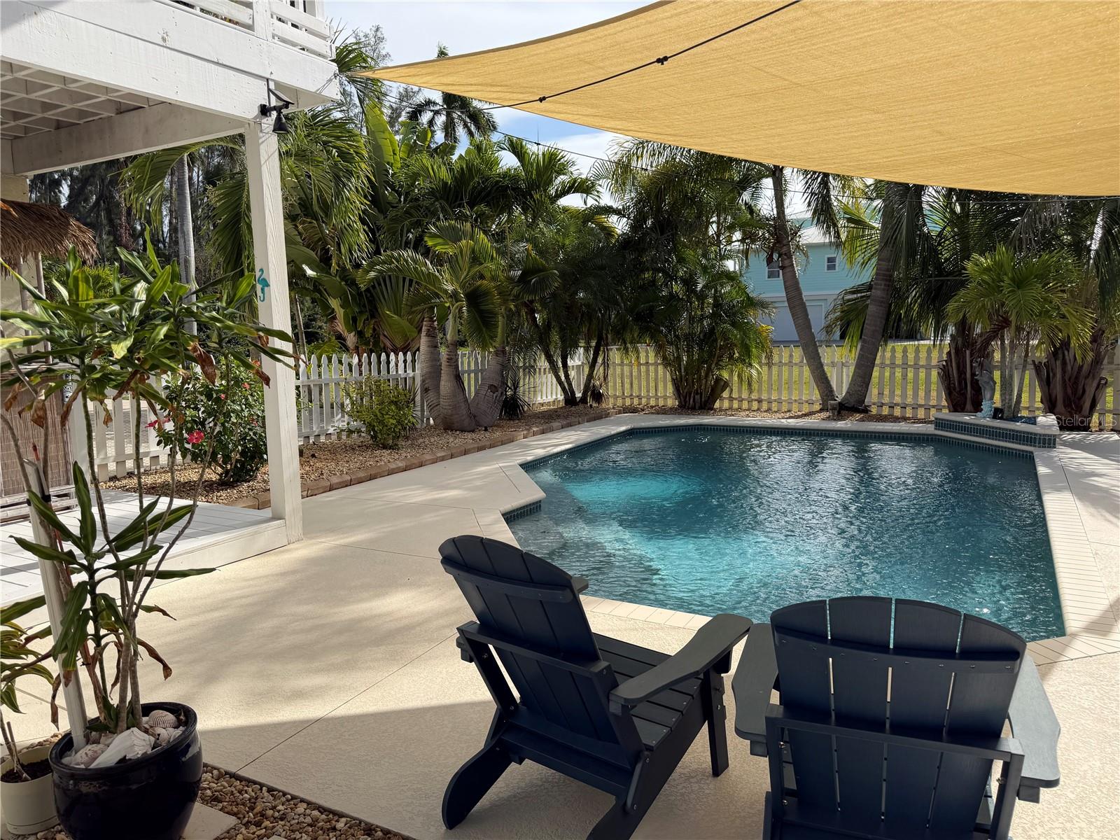 Listing photo id 6 for 508 83rd Street Nw