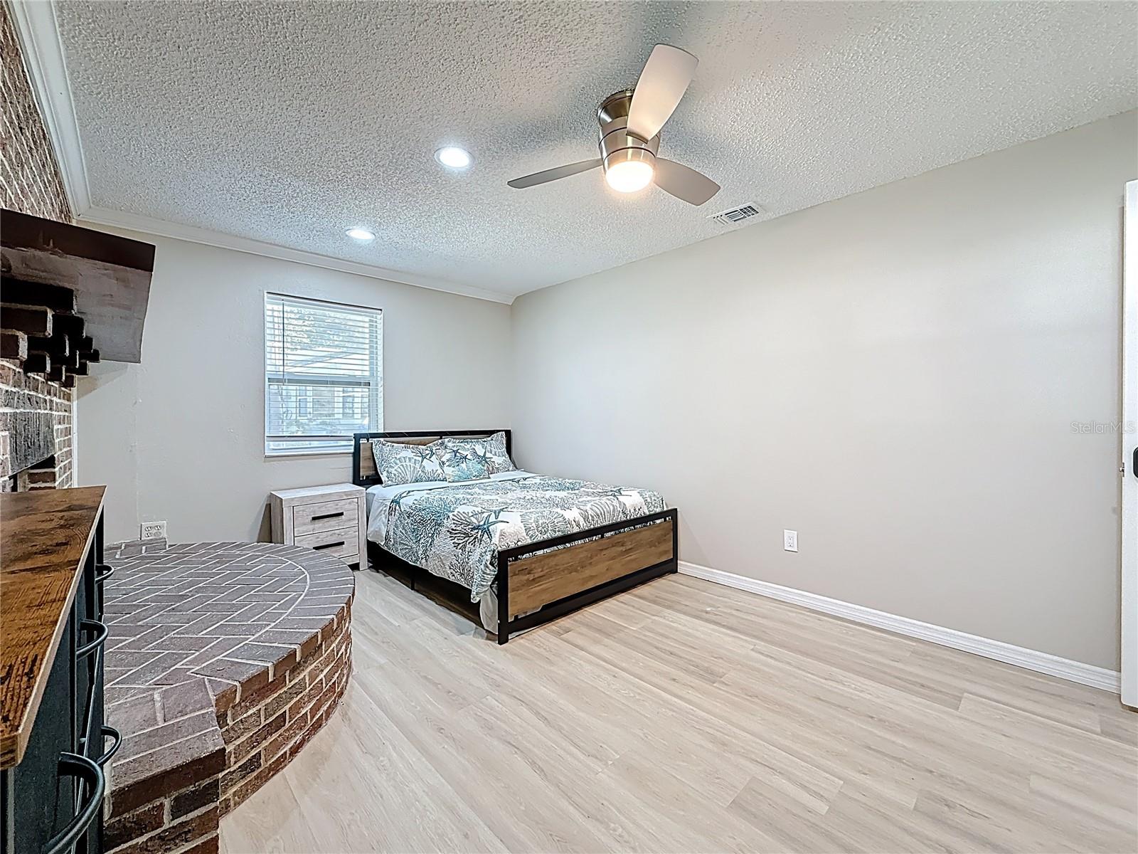 Listing photo id 23 for 13601 Audrey Lane