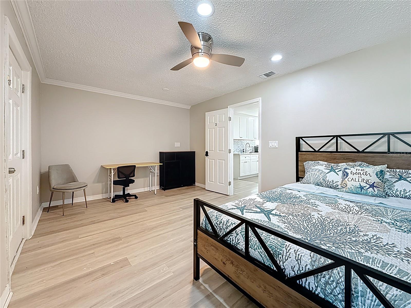 Listing photo id 28 for 13601 Audrey Lane