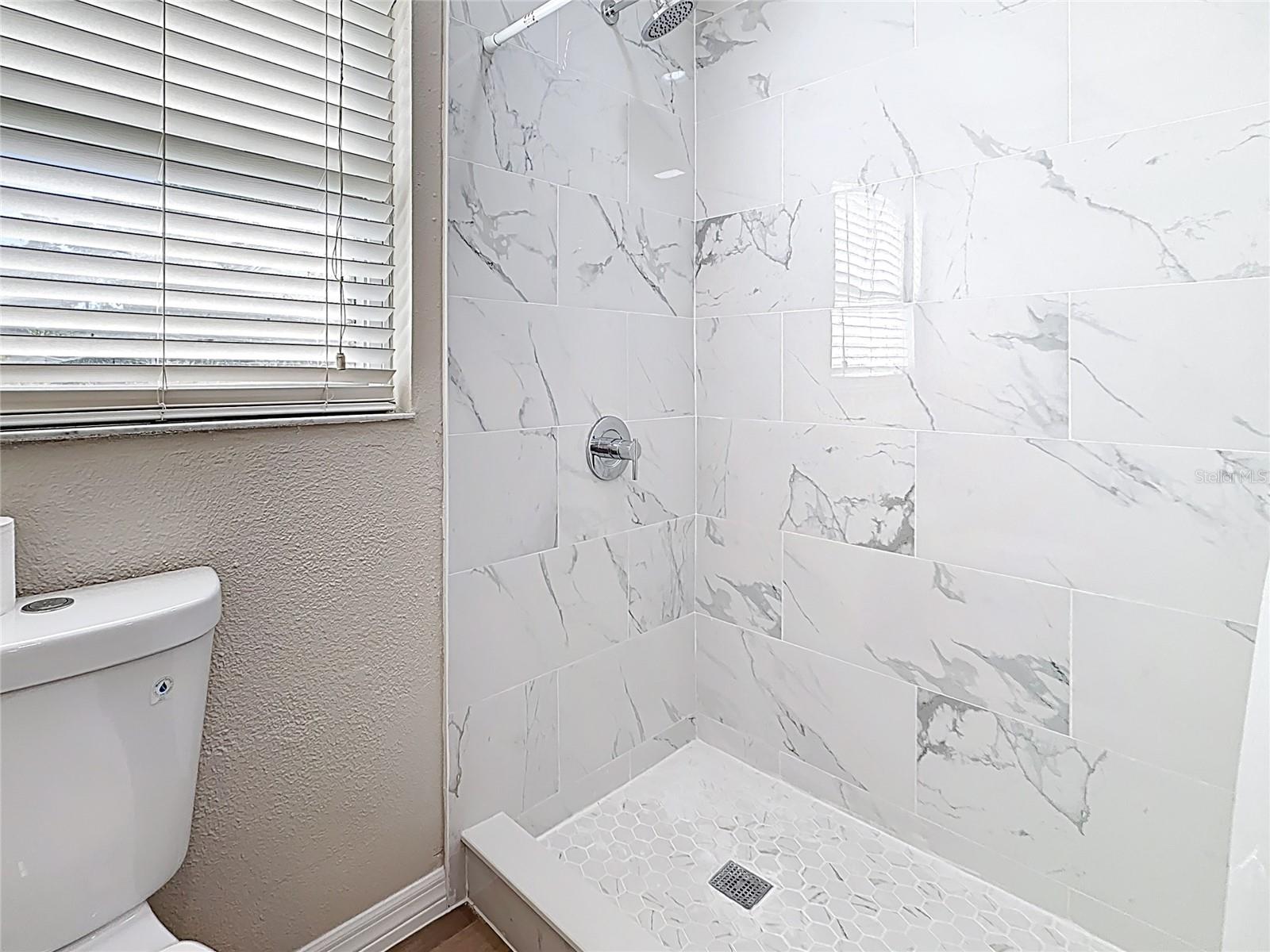 Listing photo id 42 for 13601 Audrey Lane