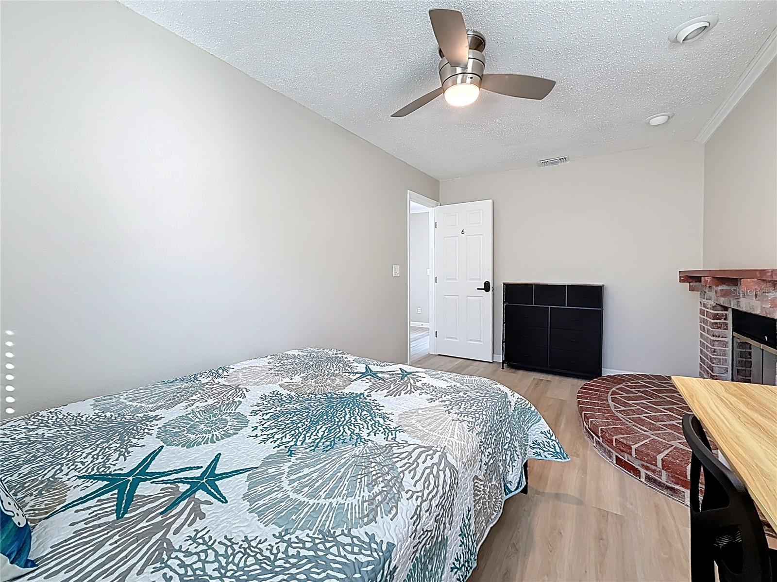 Listing photo id 50 for 13601 Audrey Lane