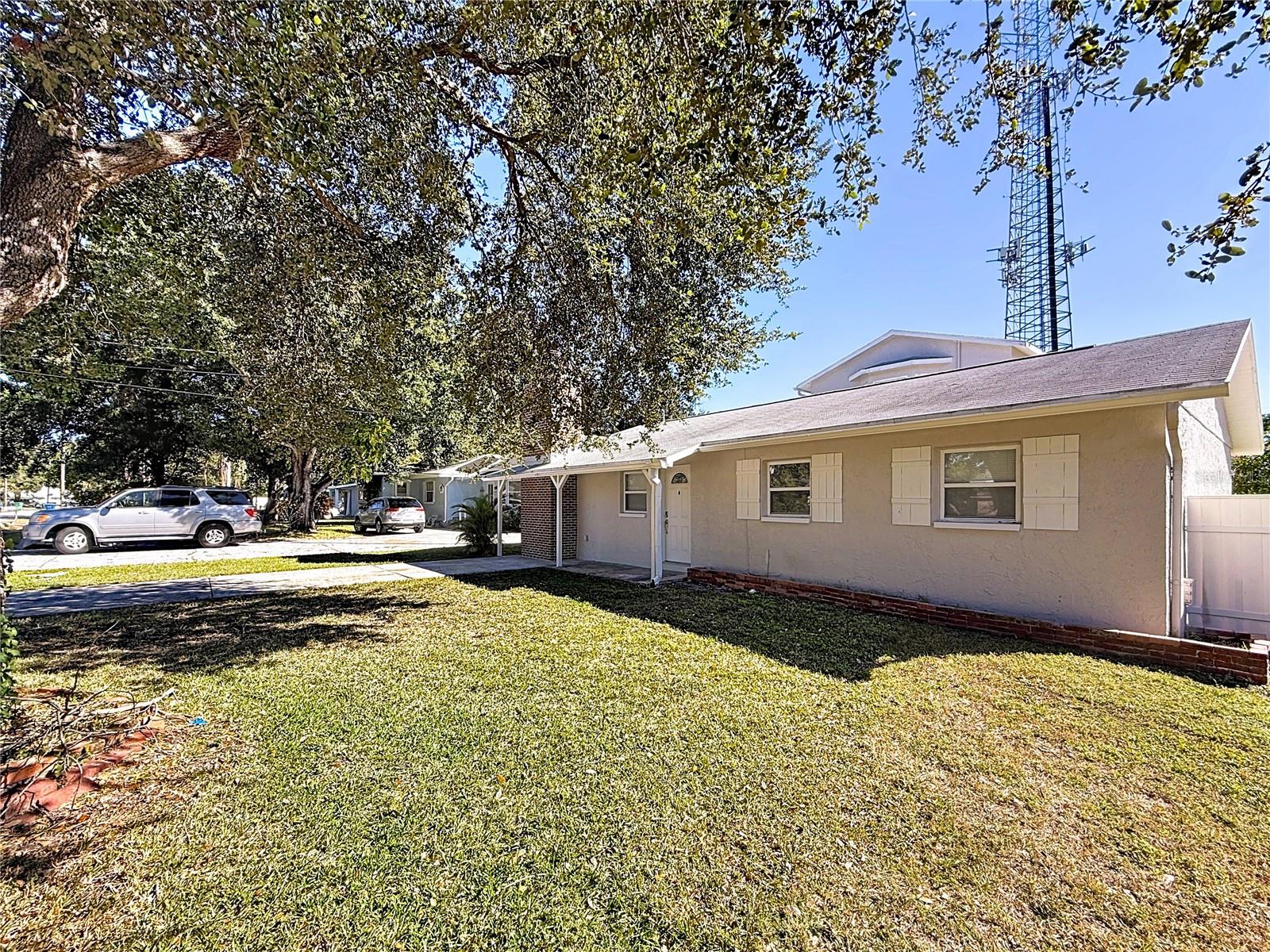 Listing photo id 79 for 13601 Audrey Lane