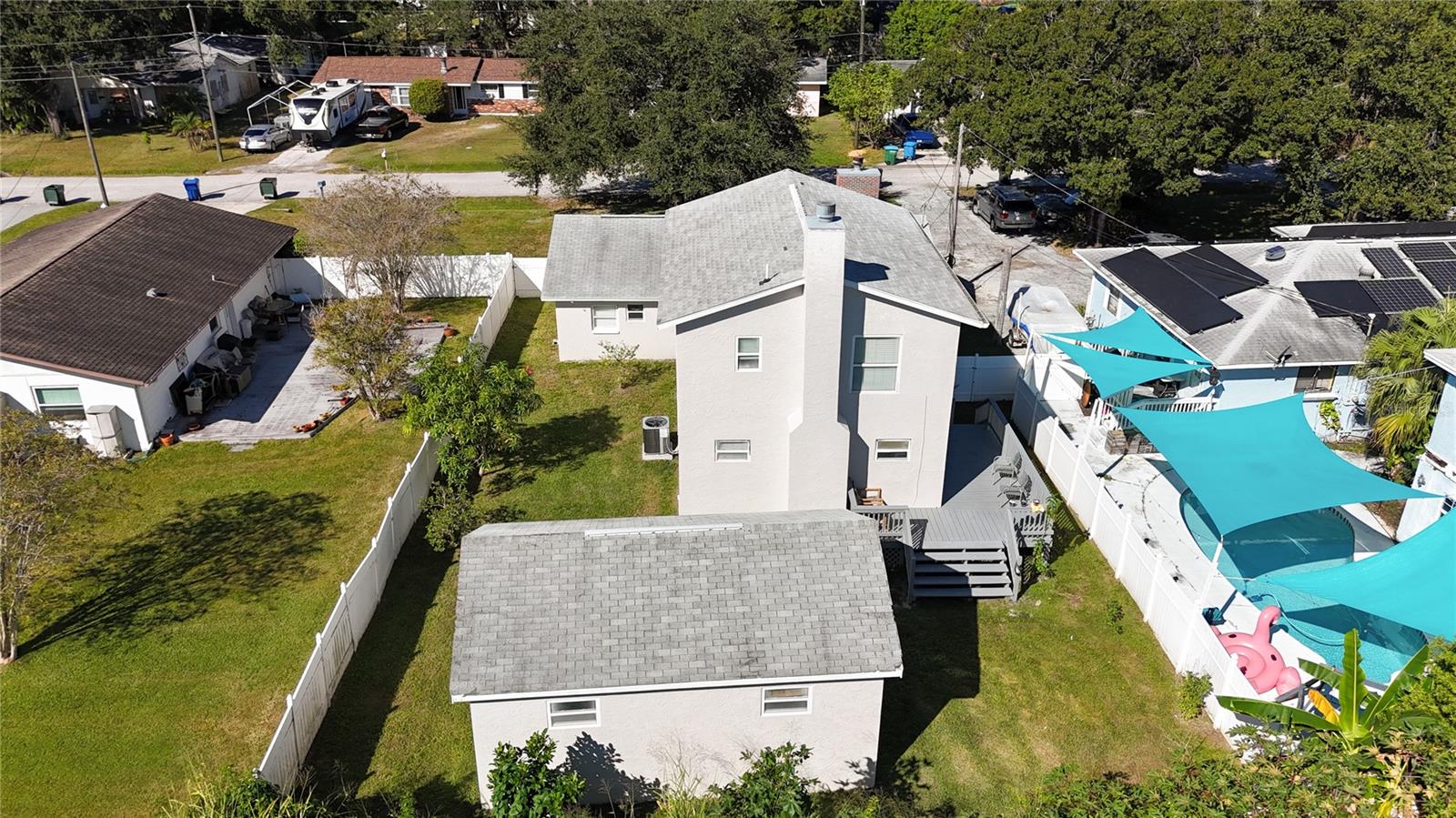 Listing photo id 85 for 13601 Audrey Lane