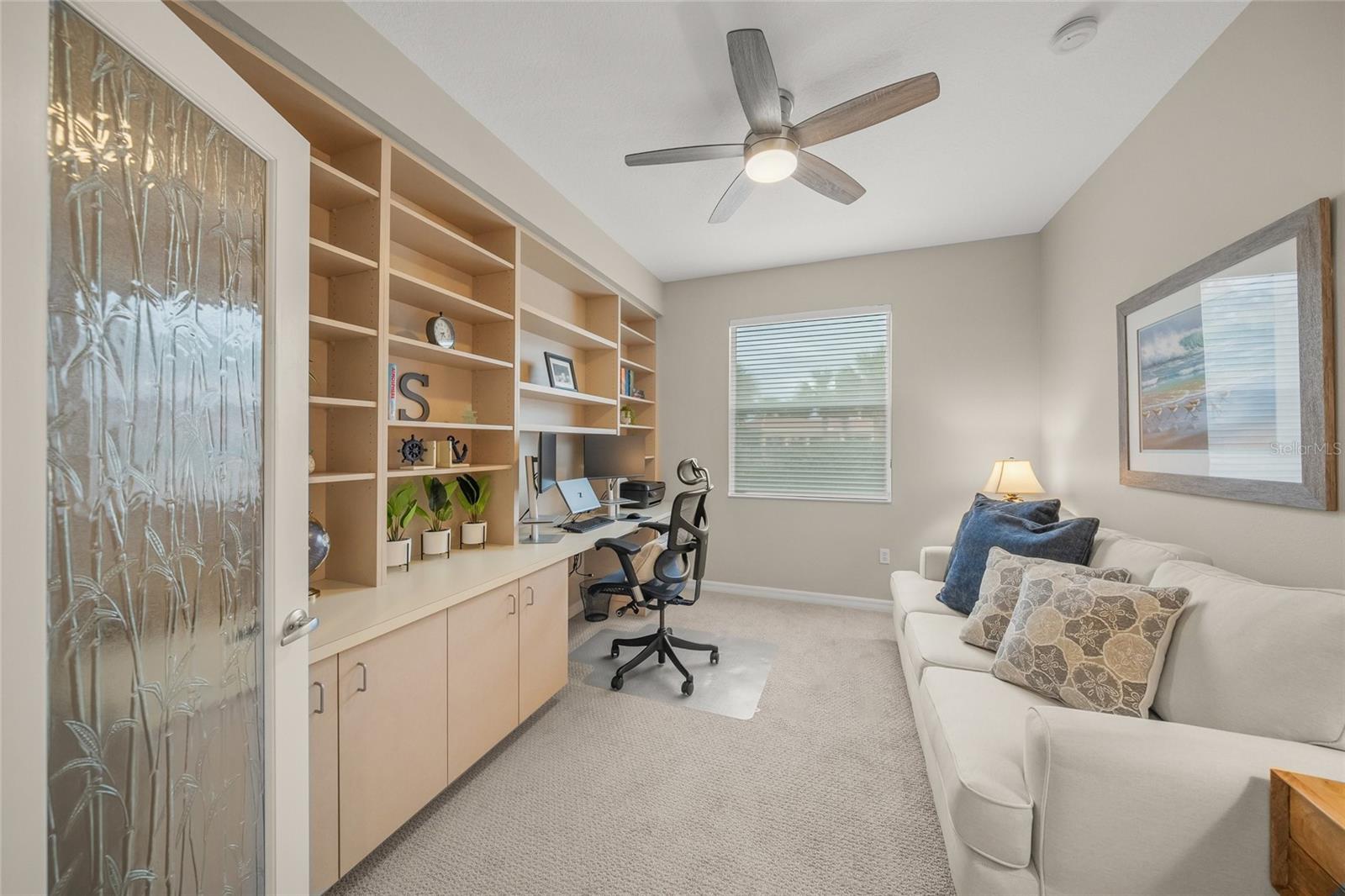 Image 18 of 66 For 1303 Thornapple Drive