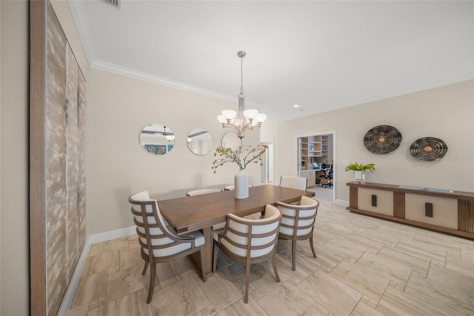 Image 20 of 66 For 1303 Thornapple Drive