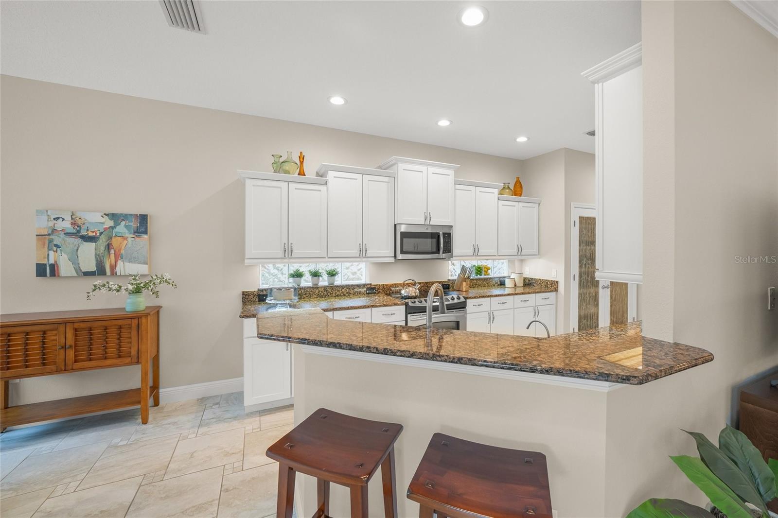 Image 26 of 66 For 1303 Thornapple Drive