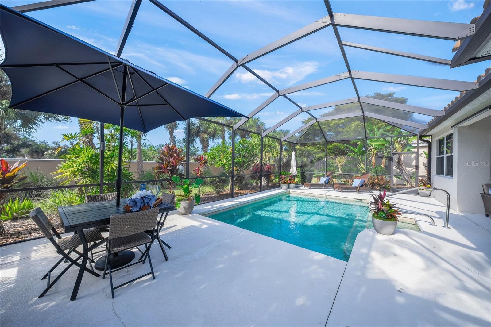 Image 35 of 66 For 1303 Thornapple Drive