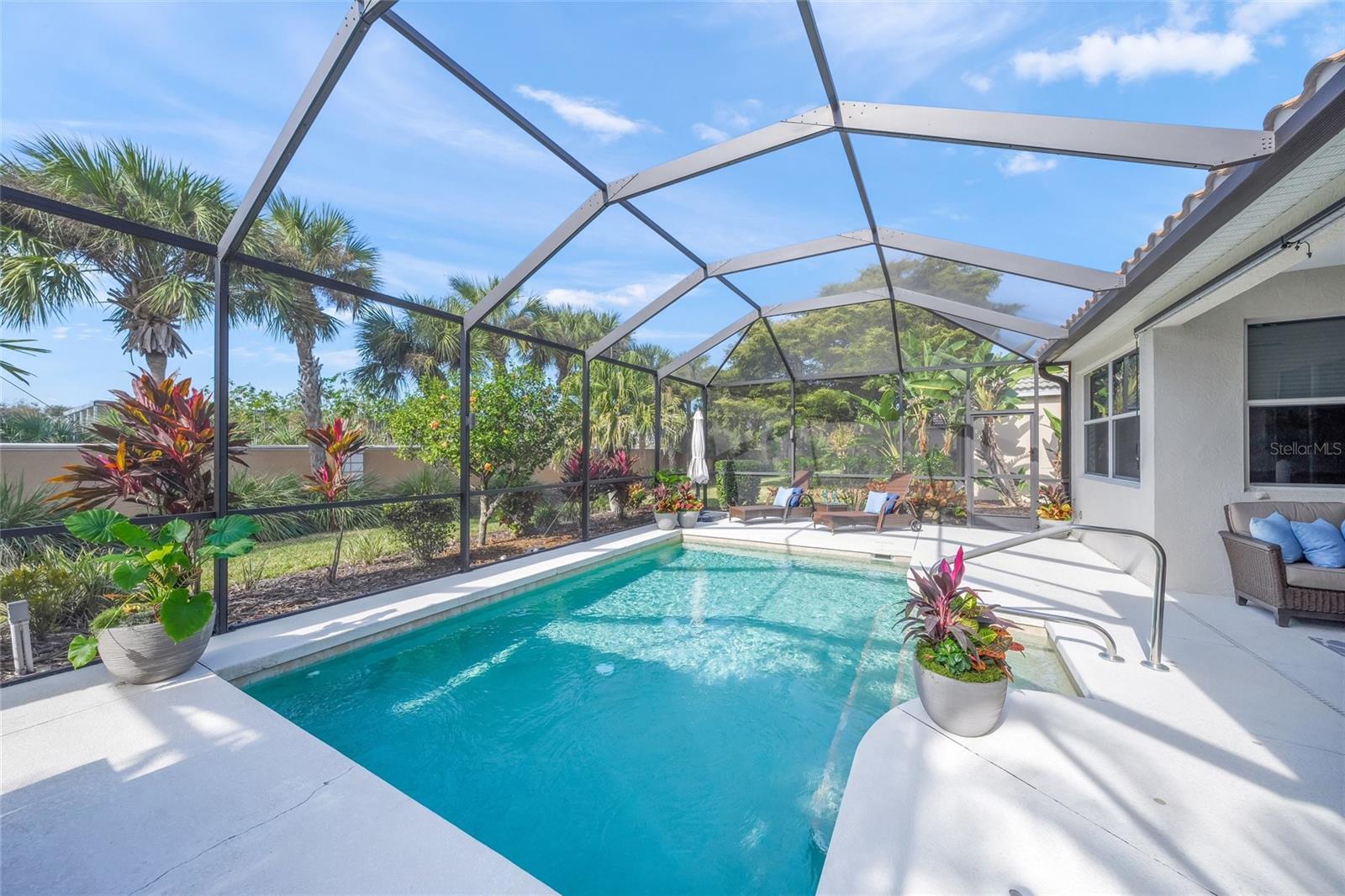 Image 36 of 66 For 1303 Thornapple Drive