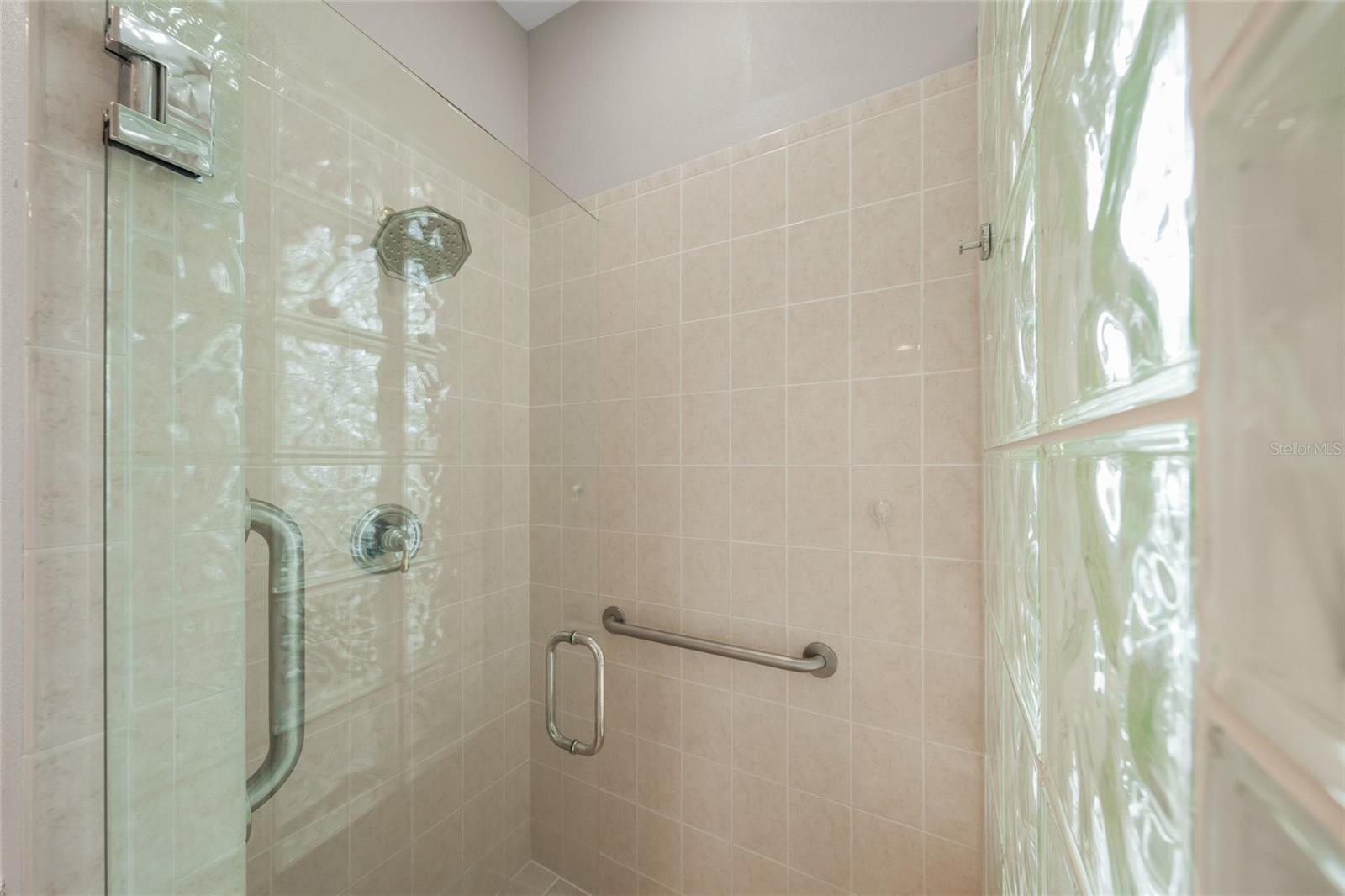 Image 49 of 66 For 1303 Thornapple Drive