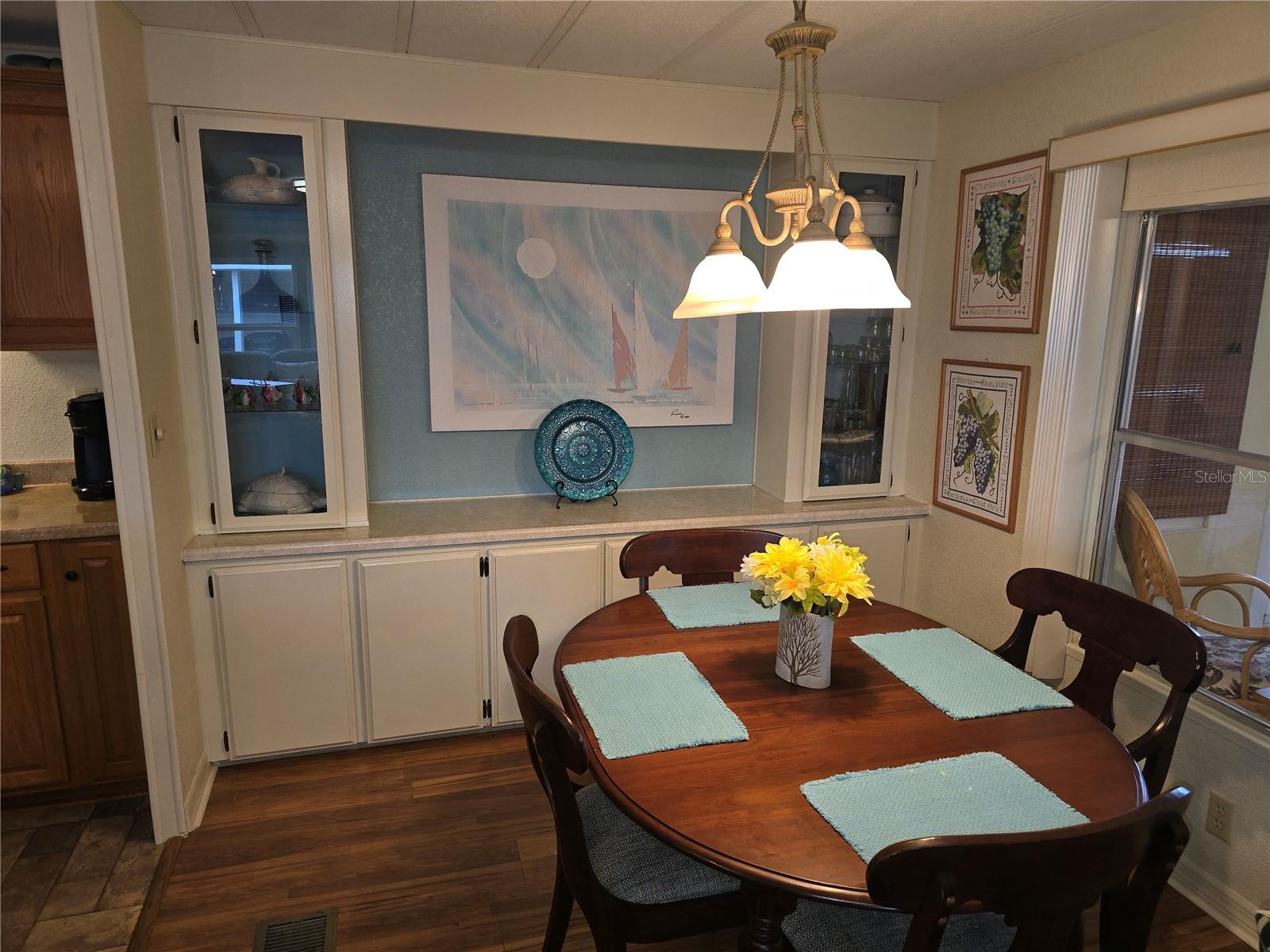 Image 15 of 31 For 6 Botany Bay Circle