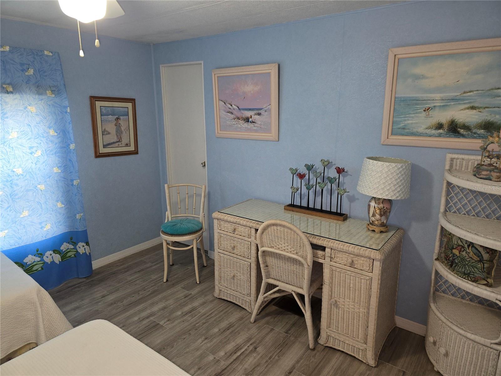 Image 18 of 31 For 6 Botany Bay Circle