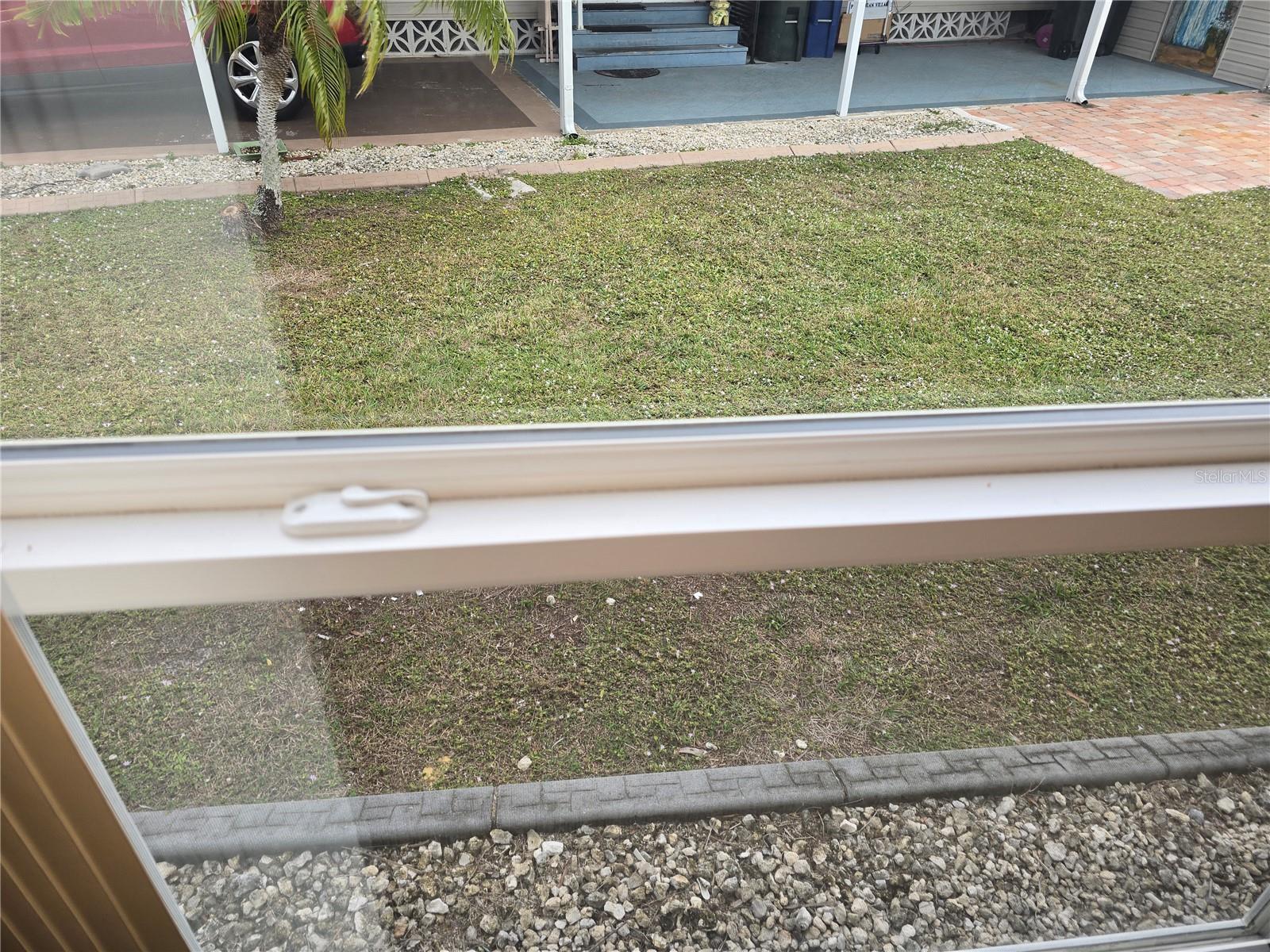 Image 21 of 31 For 6 Botany Bay Circle