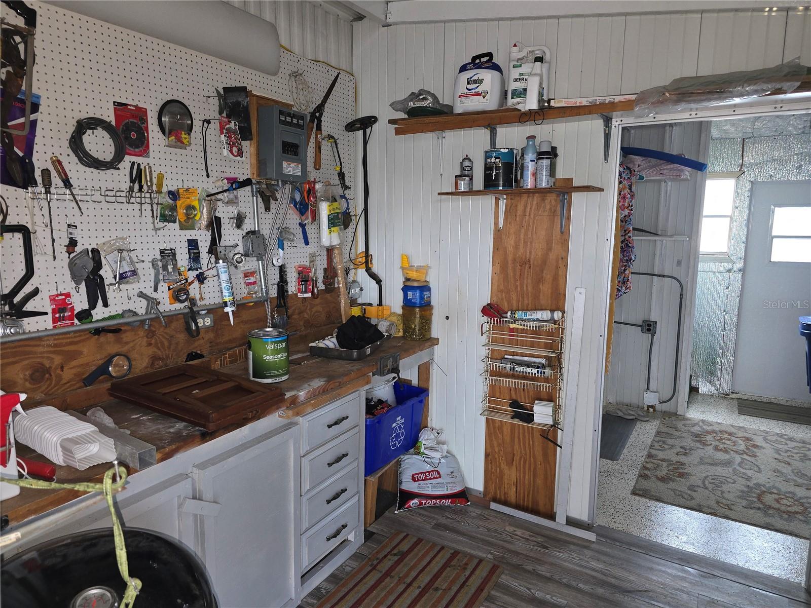 Image 23 of 31 For 6 Botany Bay Circle