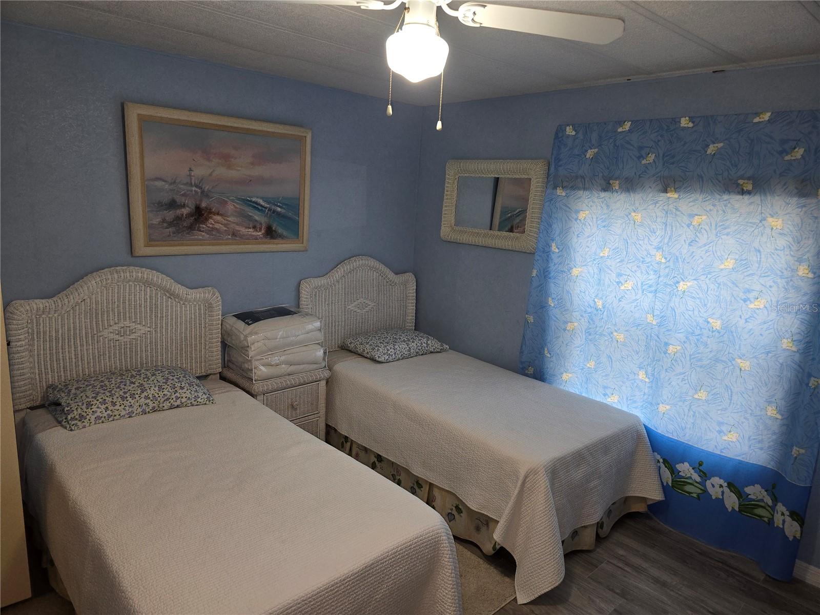 Image 7 of 31 For 6 Botany Bay Circle