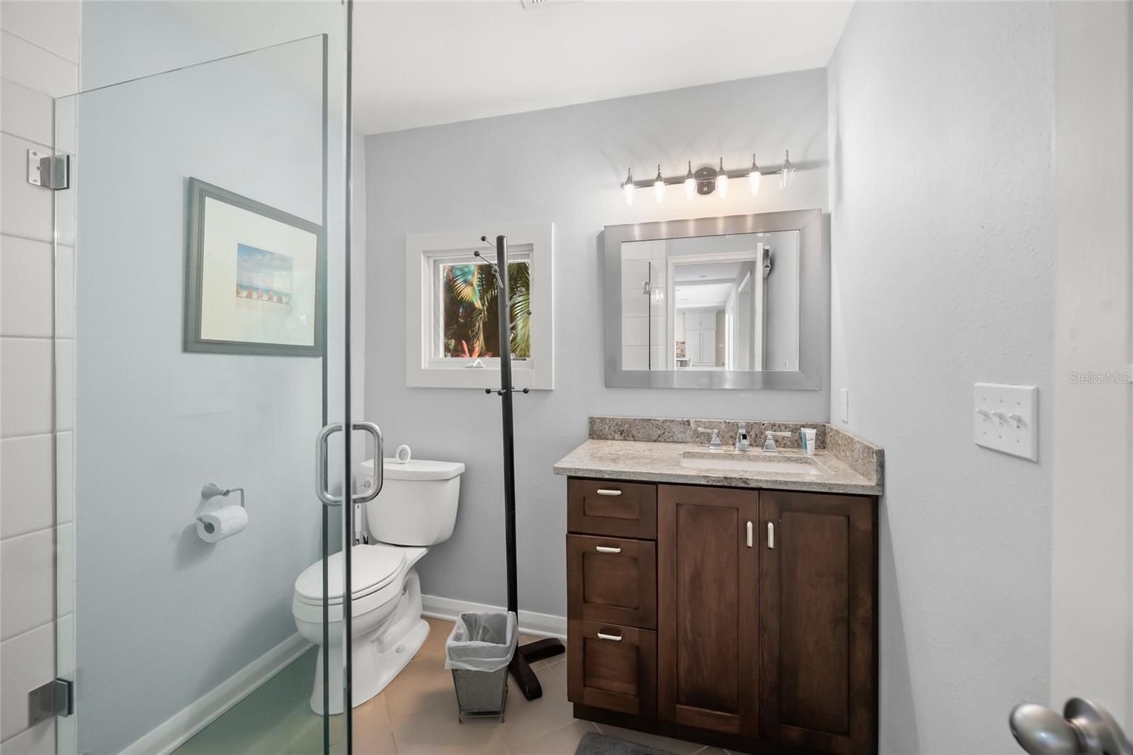 Image 27 of 65 For 3331 Old Oak Drive