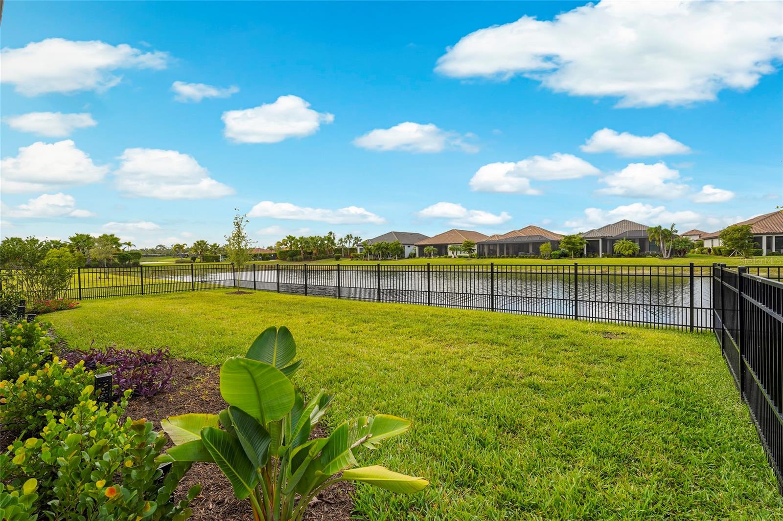 Image 19 of 25 For 6145 Grandview Hill Court