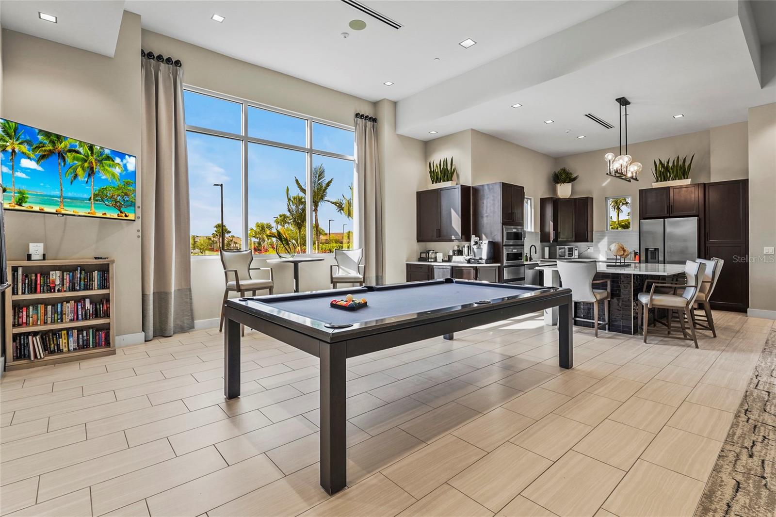 Image 23 of 25 For 6145 Grandview Hill Court