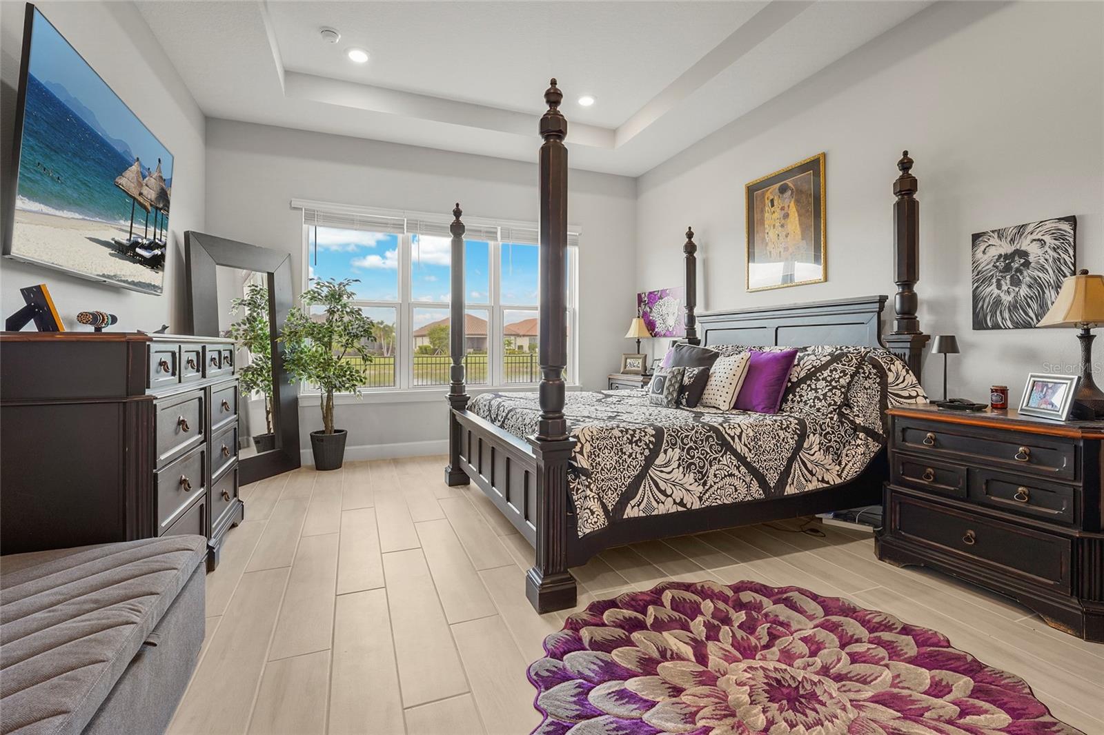 Image 5 of 25 For 6145 Grandview Hill Court