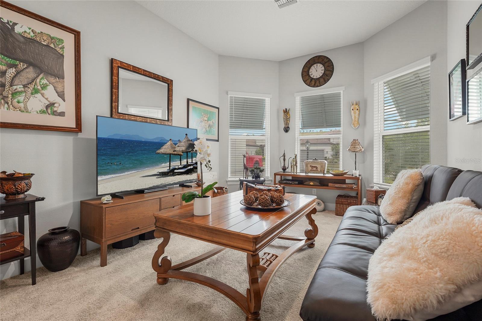 Image 9 of 25 For 6145 Grandview Hill Court