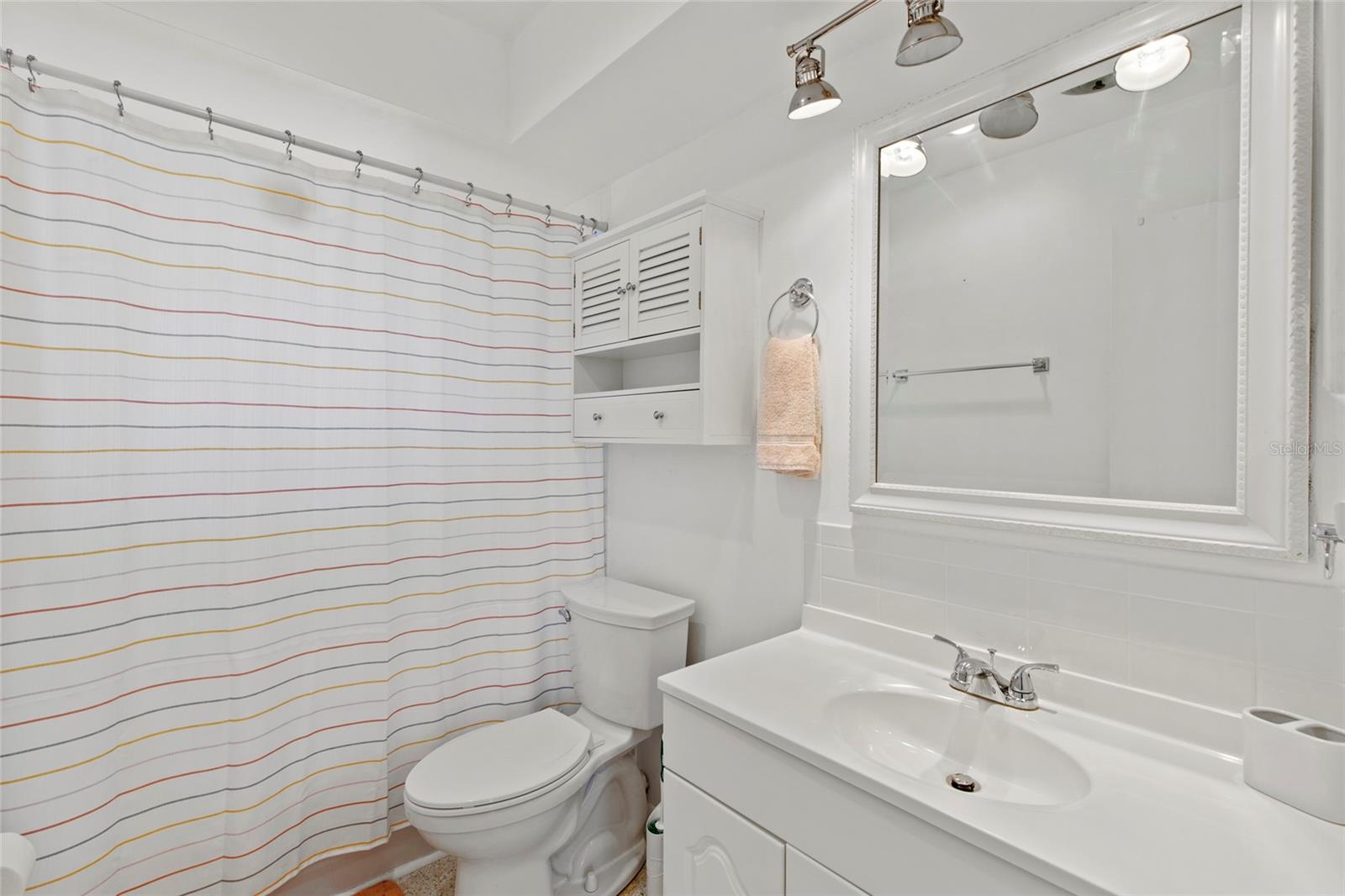 Image 16 of 27 For 20 Stratford Road