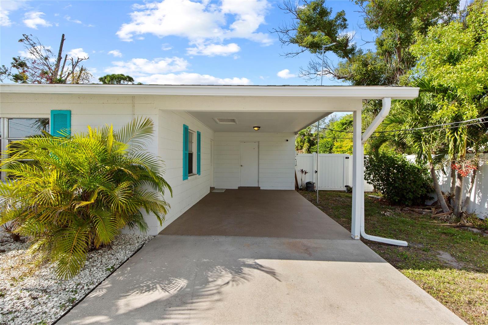 Image 18 of 27 For 20 Stratford Road