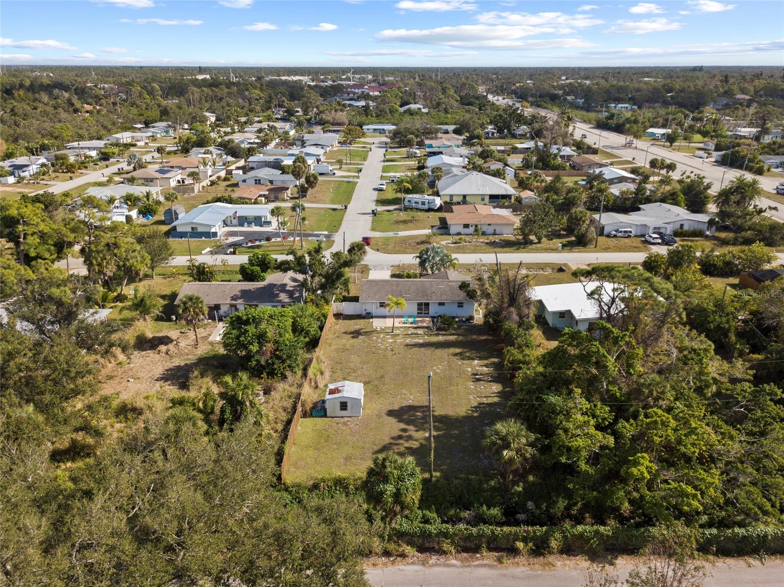 Image 23 of 27 For 20 Stratford Road