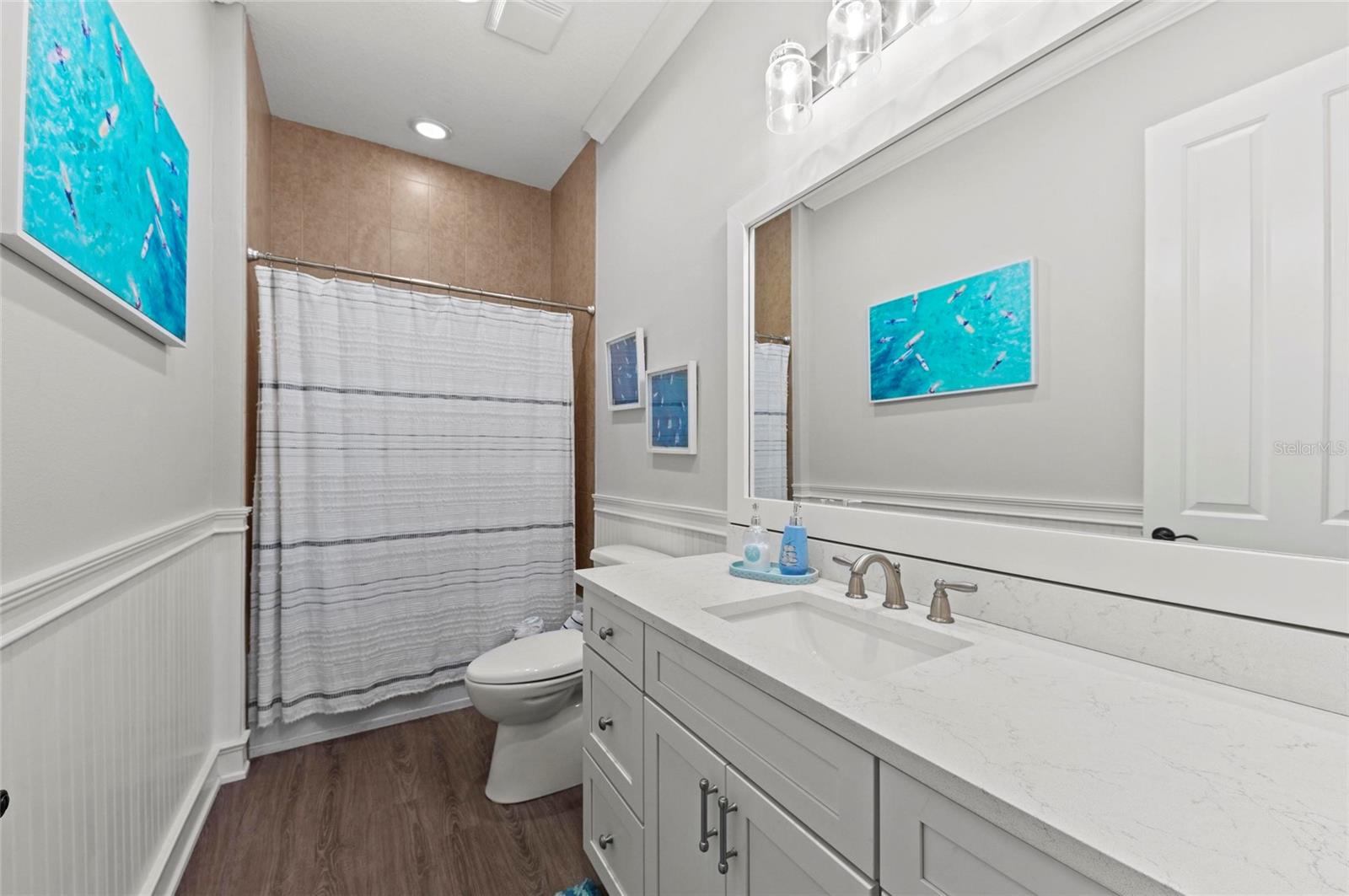 Image 38 of 99 For 275 Sapphire Lake Drive 101