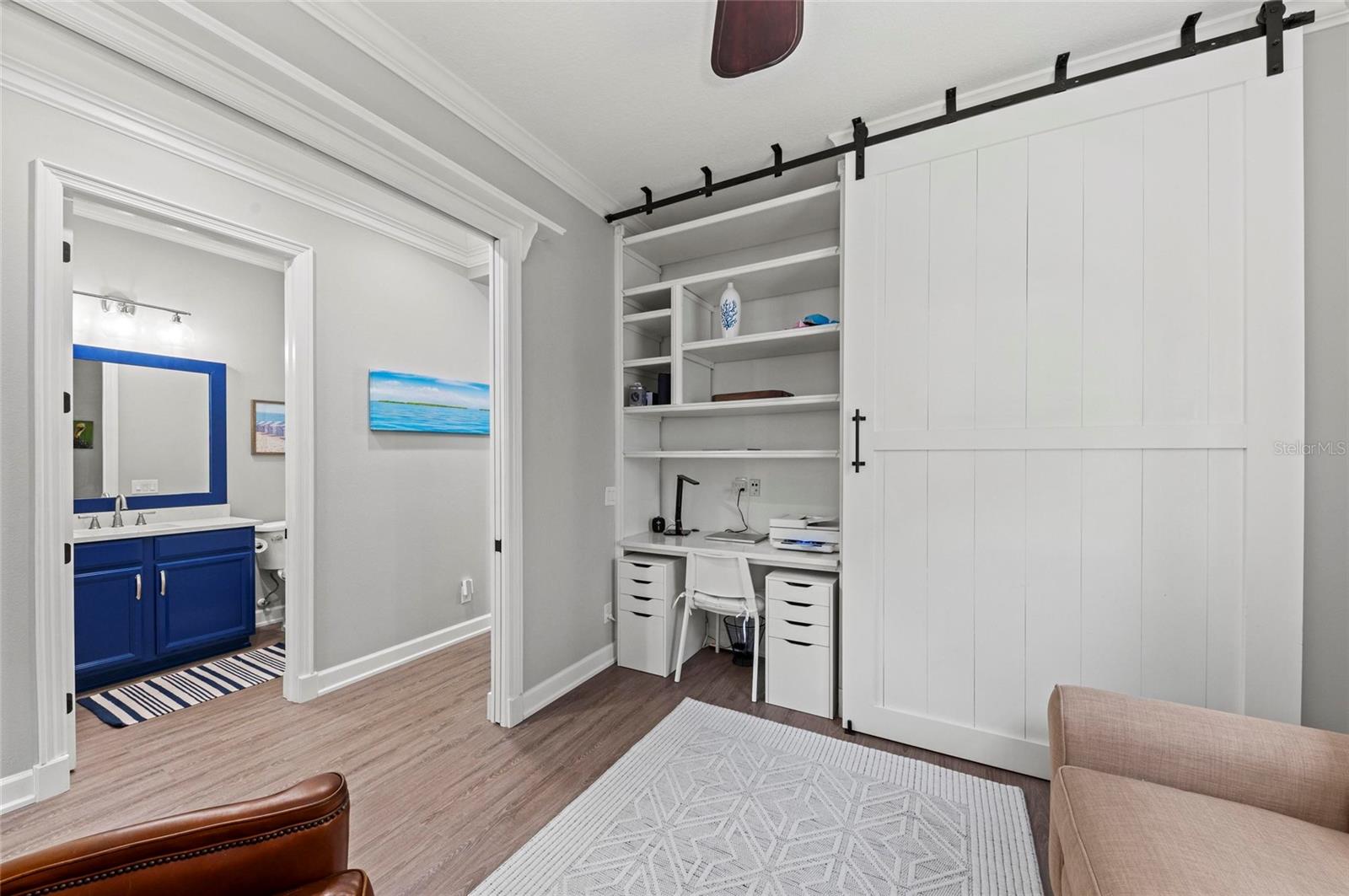 Image 45 of 99 For 275 Sapphire Lake Drive 101