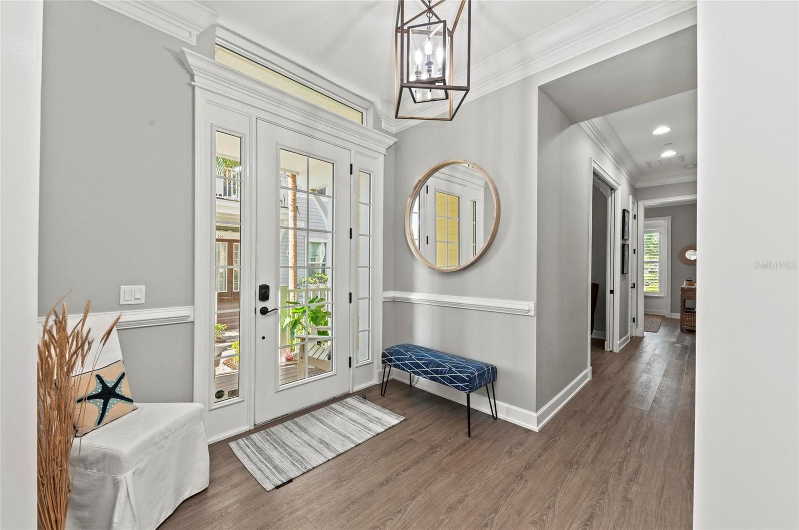 Image 7 of 99 For 275 Sapphire Lake Drive 101