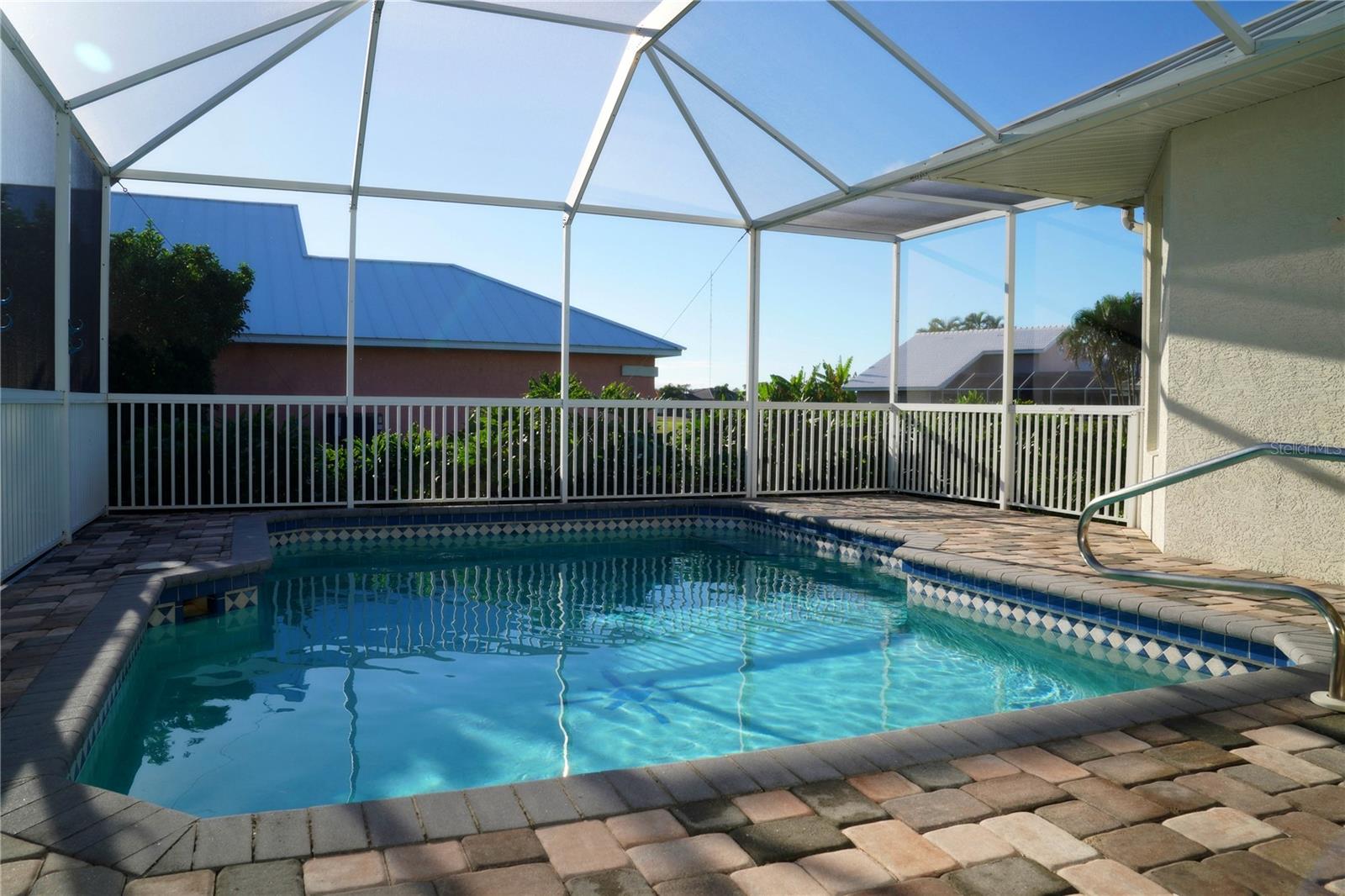 Image 10 of 30 For 2 Windward Place