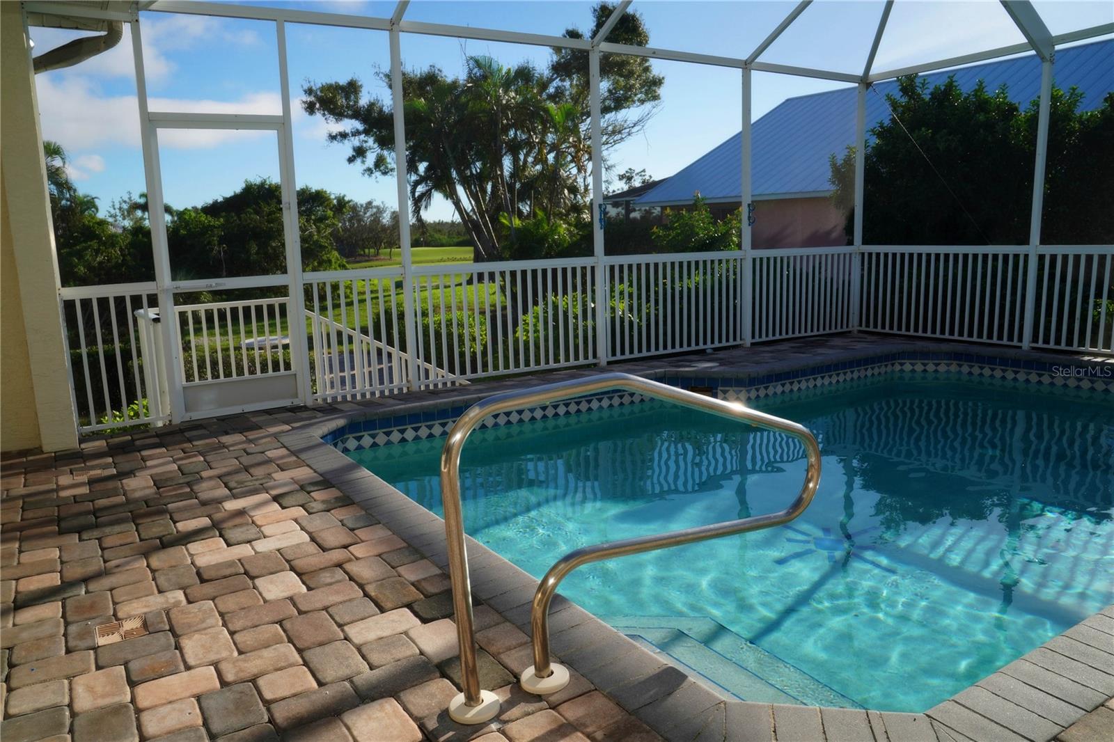 Image 11 of 30 For 2 Windward Place