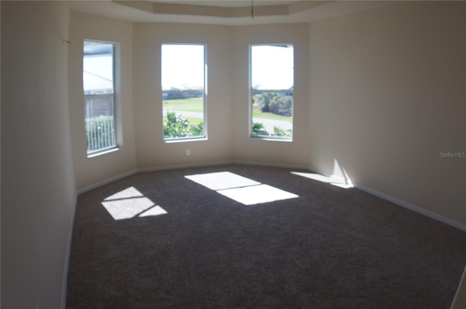 Image 29 of 30 For 2 Windward Place