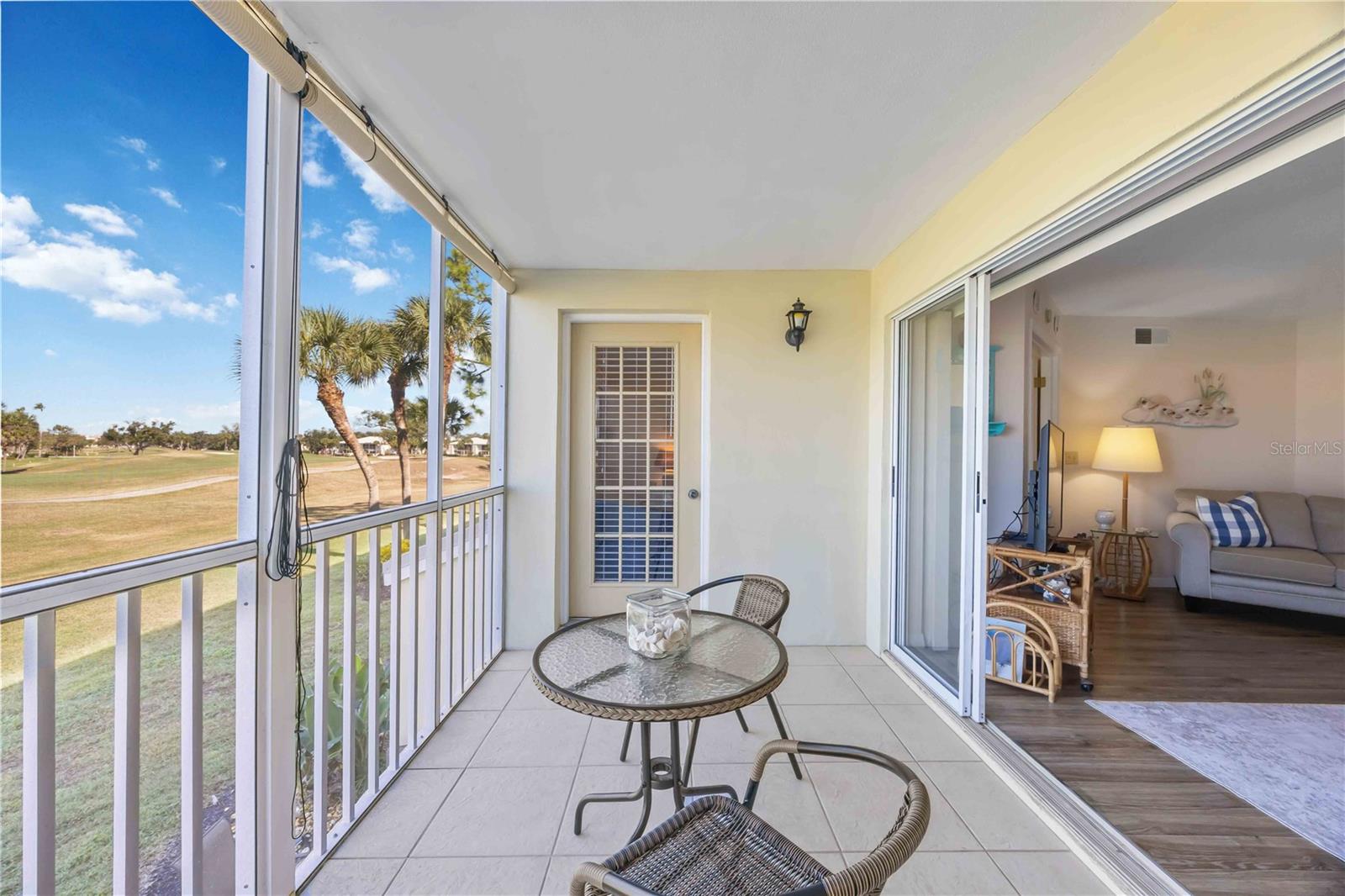 Image 38 of 65 For 433 Cerromar Lane 440