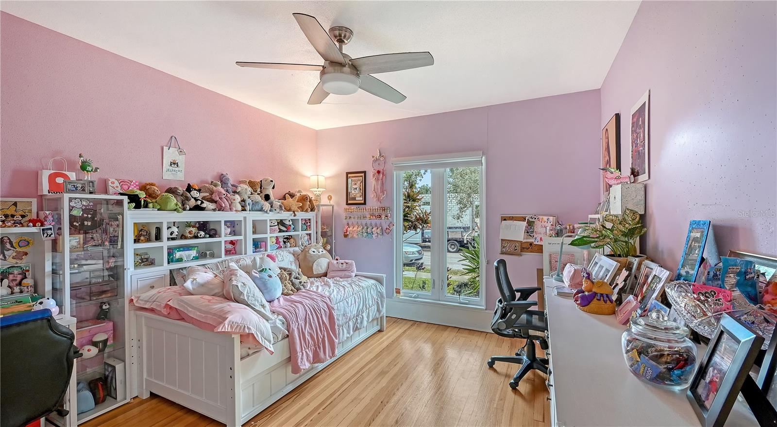 Image 17 of 35 For 3615 Flores Avenue