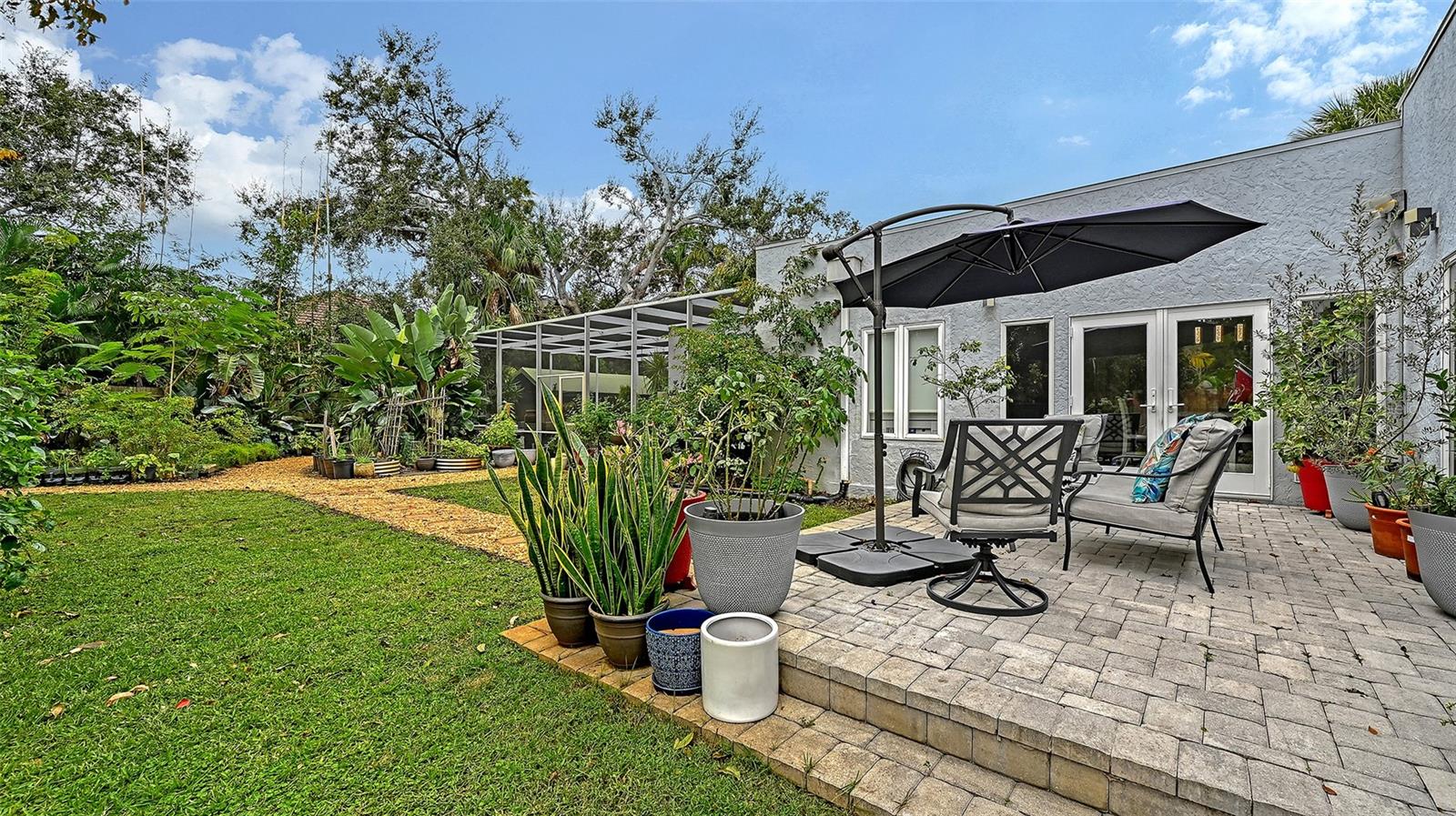 Image 22 of 35 For 3615 Flores Avenue