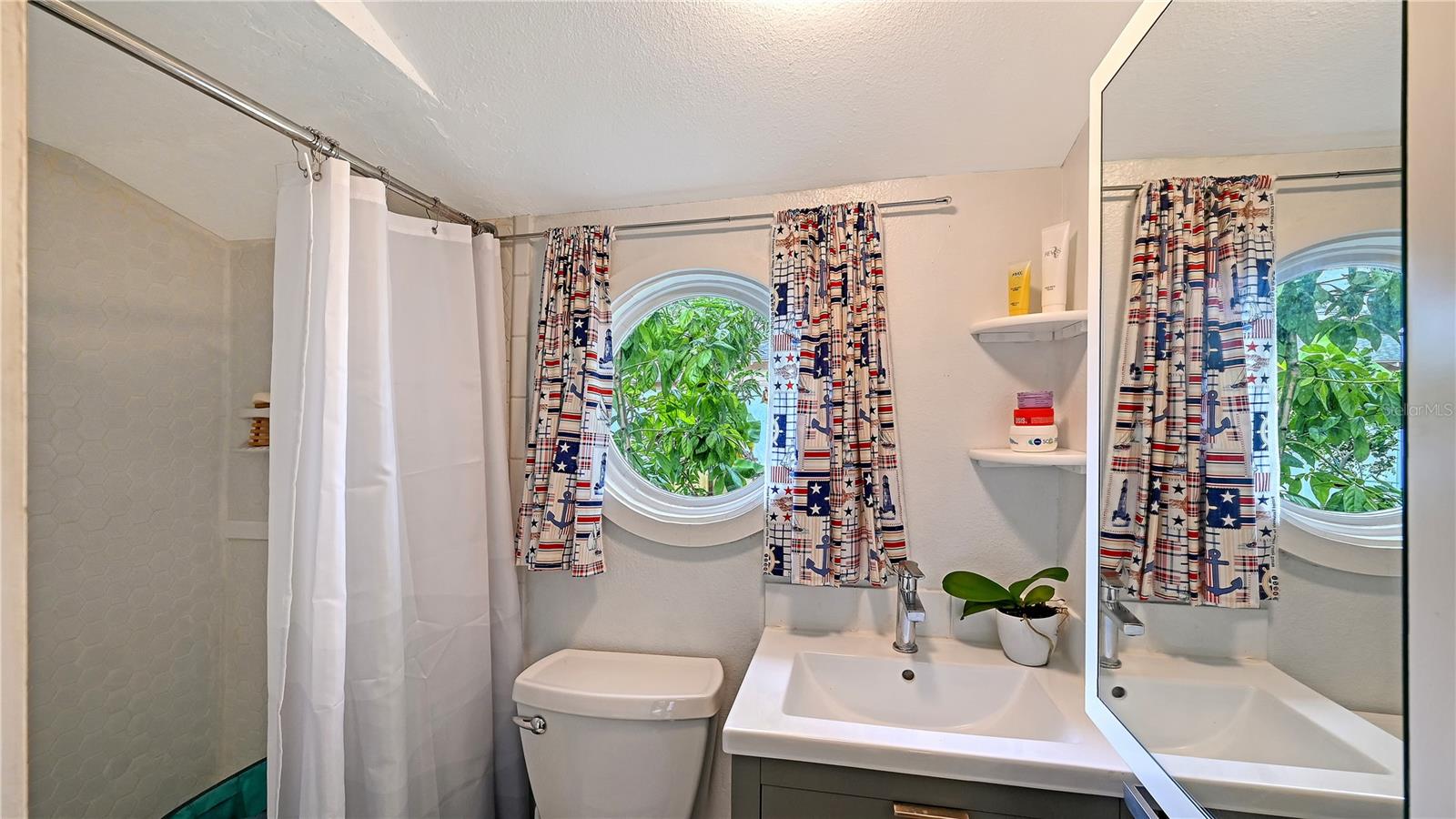 Image 34 of 35 For 3615 Flores Avenue